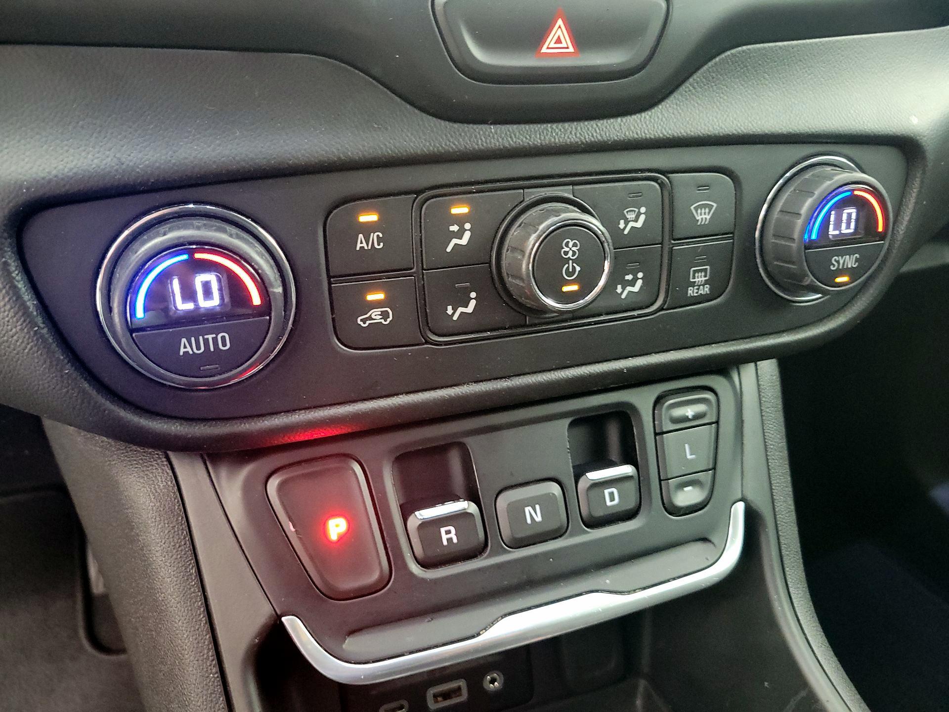 Thumbnail: 2019 GMC Terrain - 16