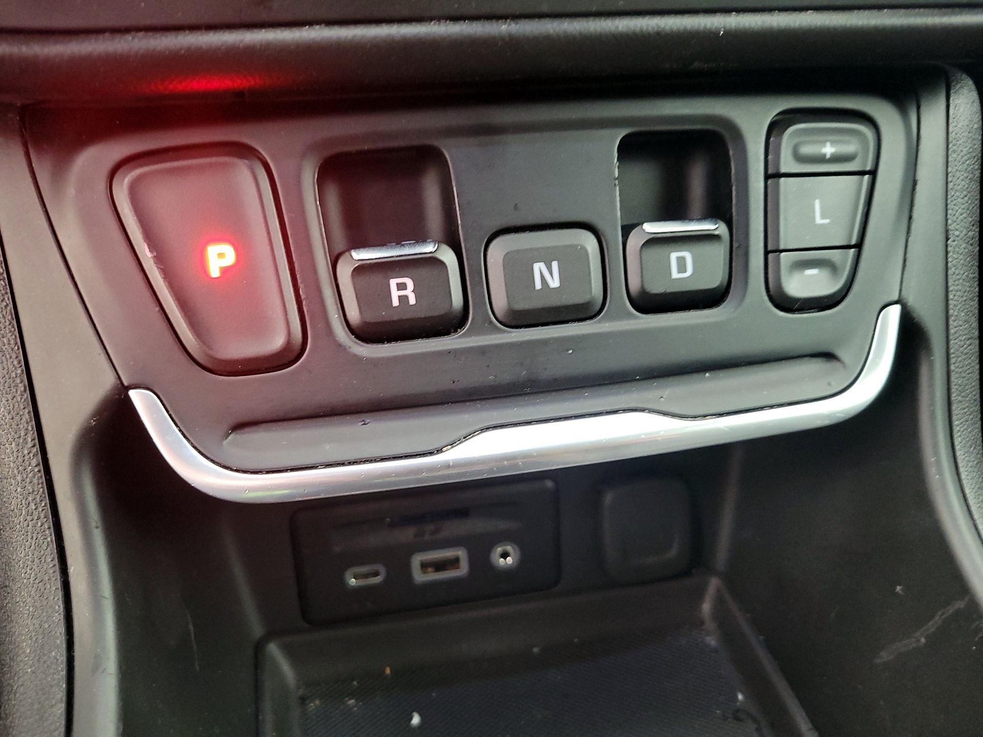 Thumbnail: 2019 GMC Terrain - 17