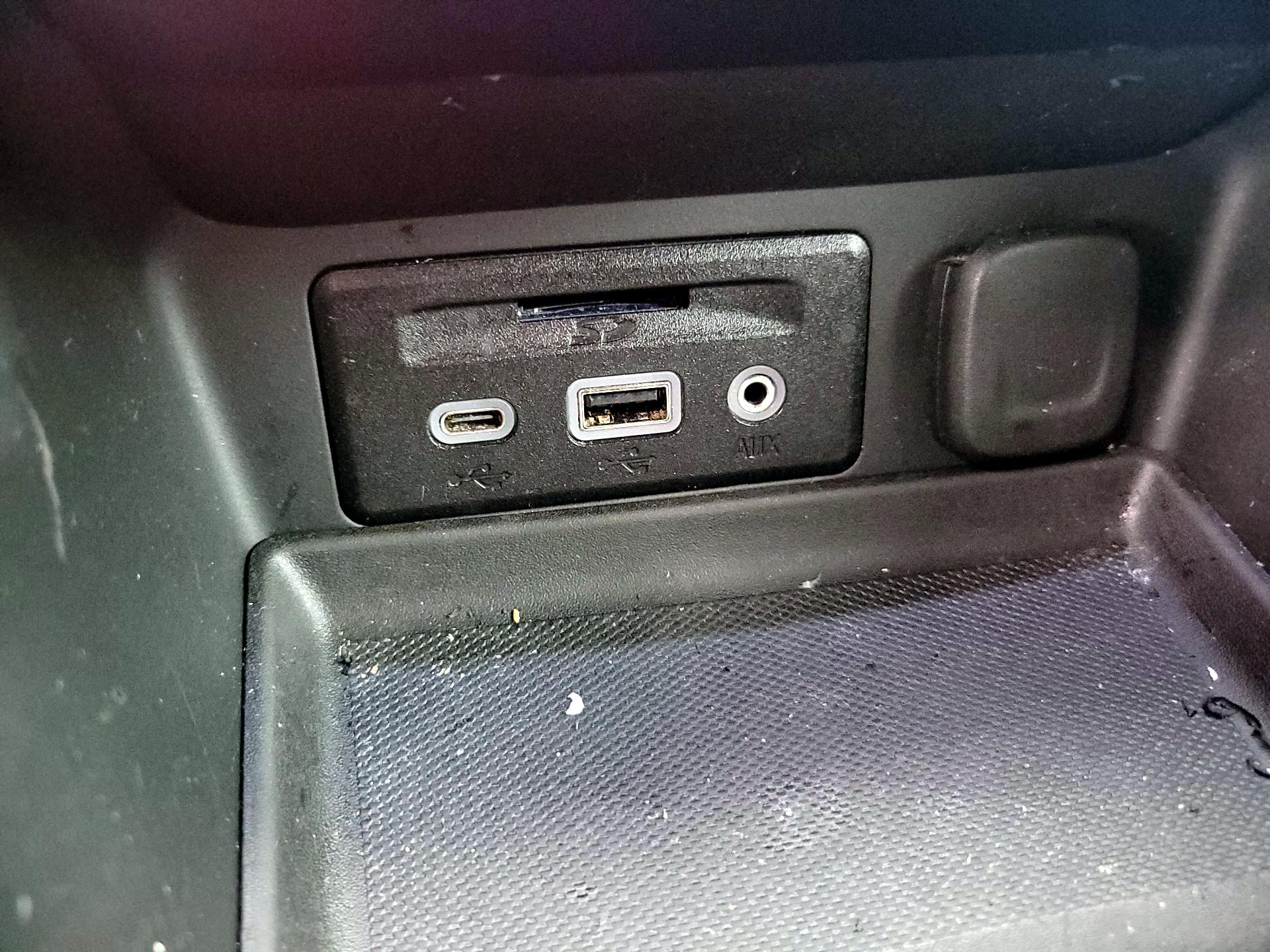 Thumbnail: 2019 GMC Terrain - 18