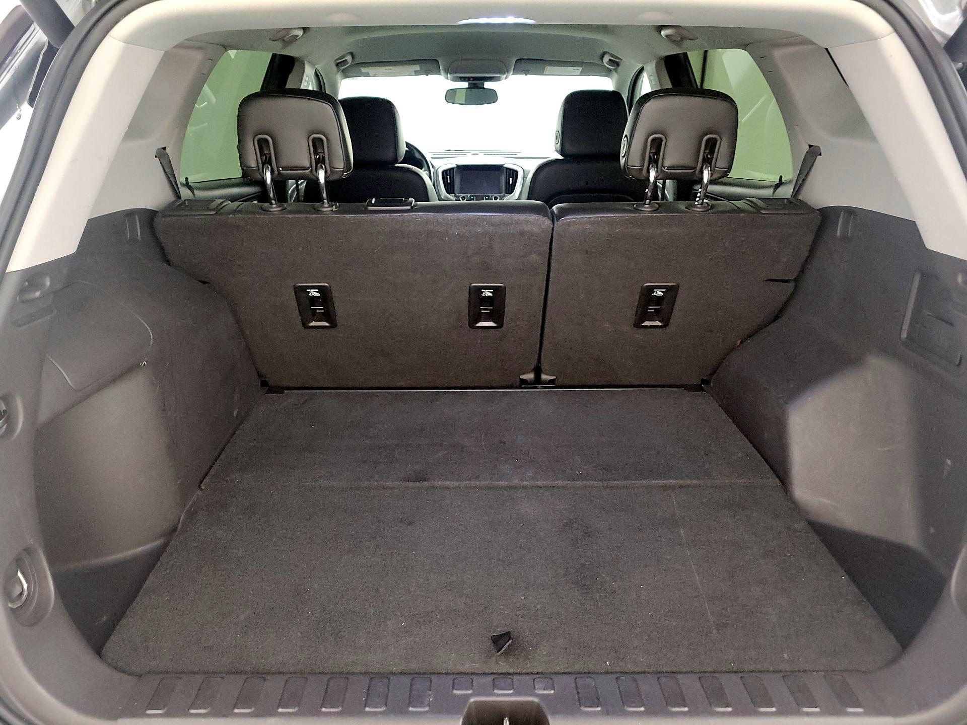 Thumbnail: 2019 GMC Terrain - 20