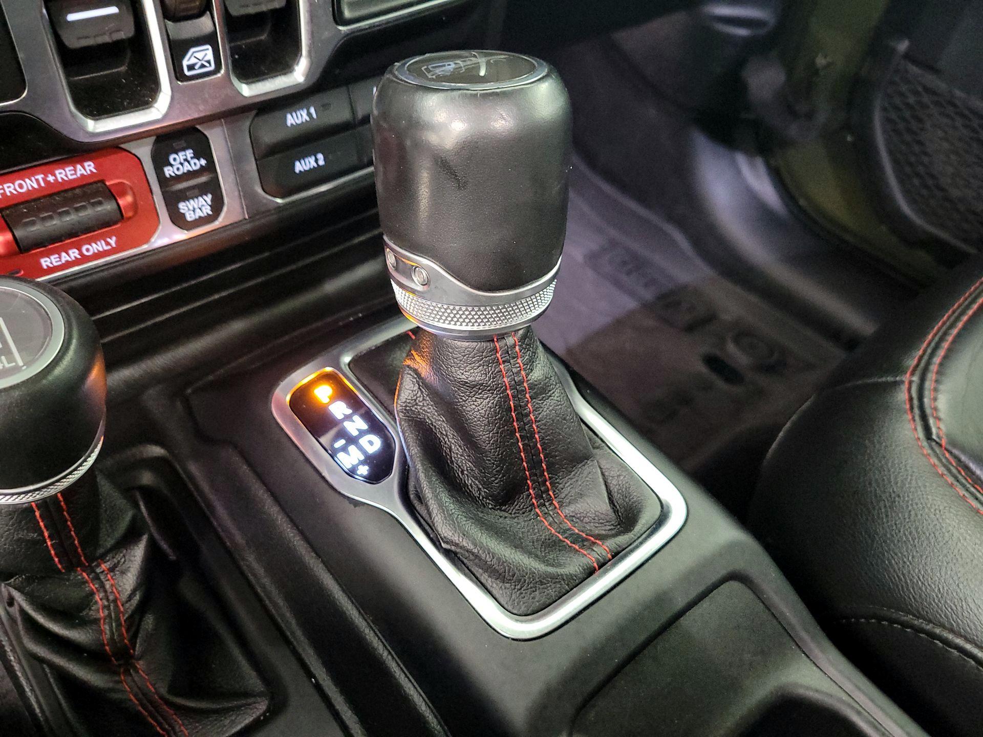 Thumbnail: 2021 Jeep Gladiator - 16