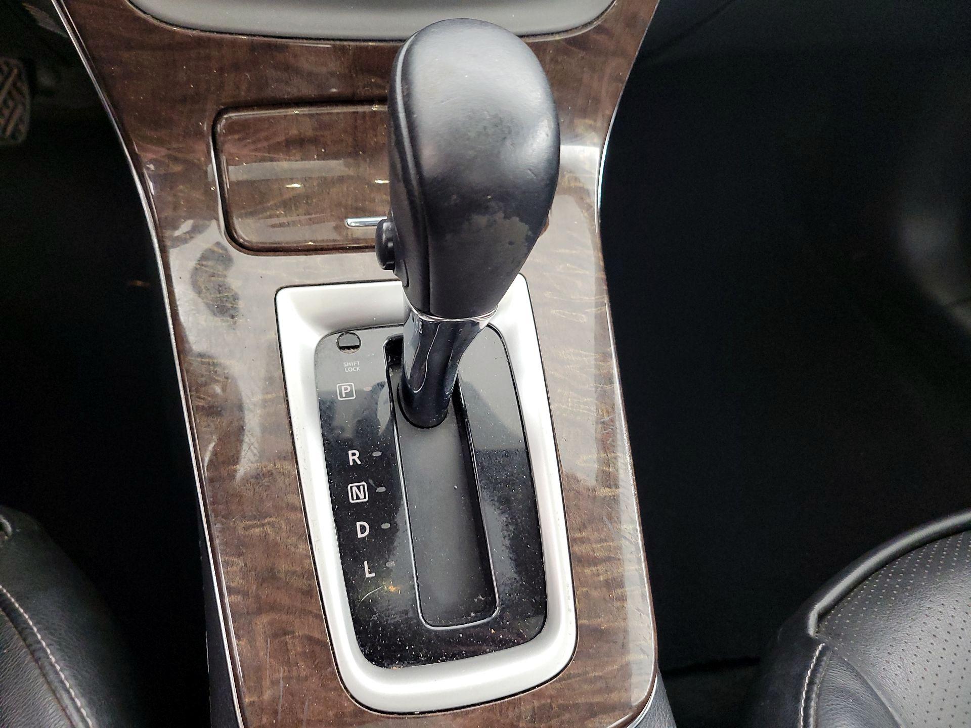 Thumbnail: 2014 Nissan Sentra - 18