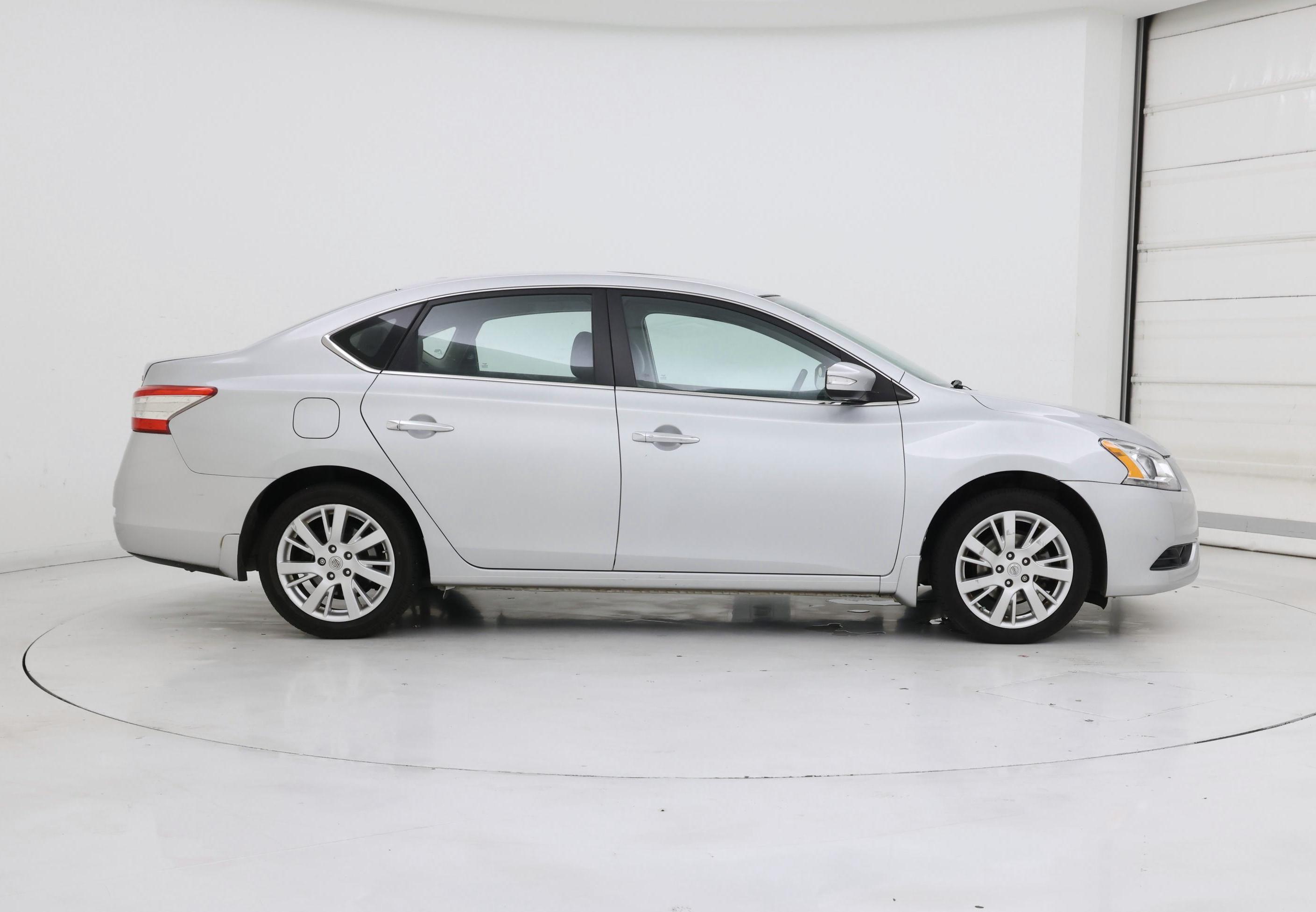 Thumbnail: 2014 Nissan Sentra - 7
