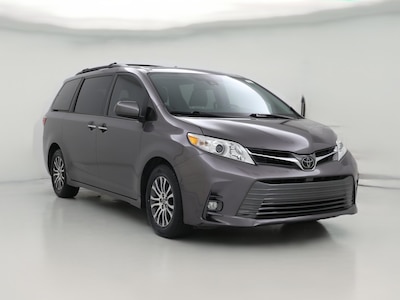 2019 Toyota Sienna XLE