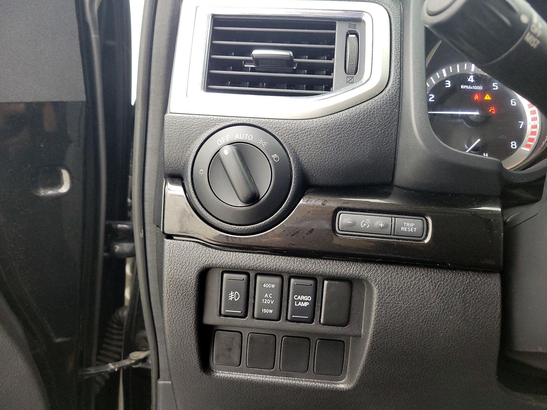 Thumbnail: 2017 Nissan Titan - 13