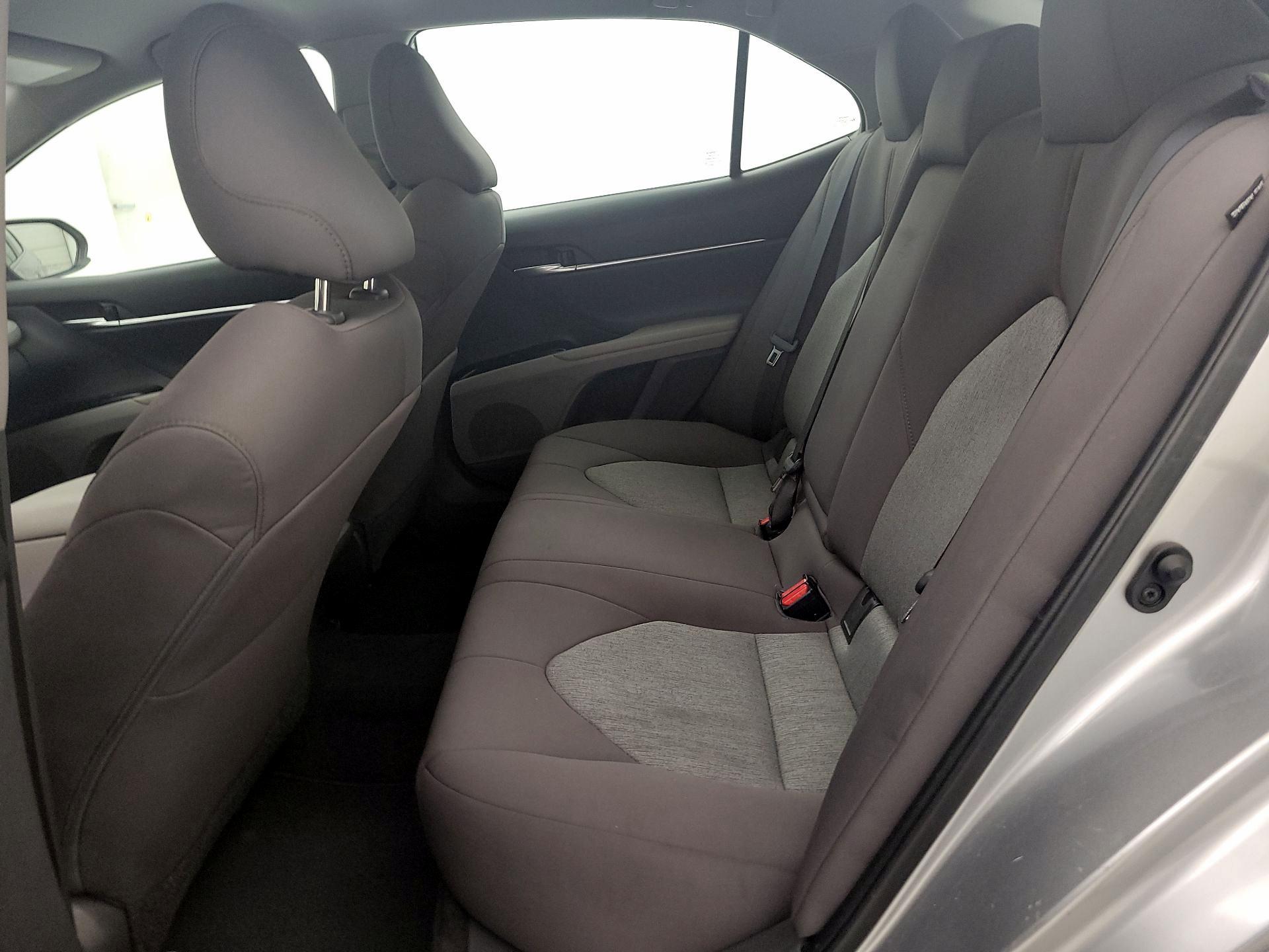 Thumbnail: 2019 Toyota Camry - 19