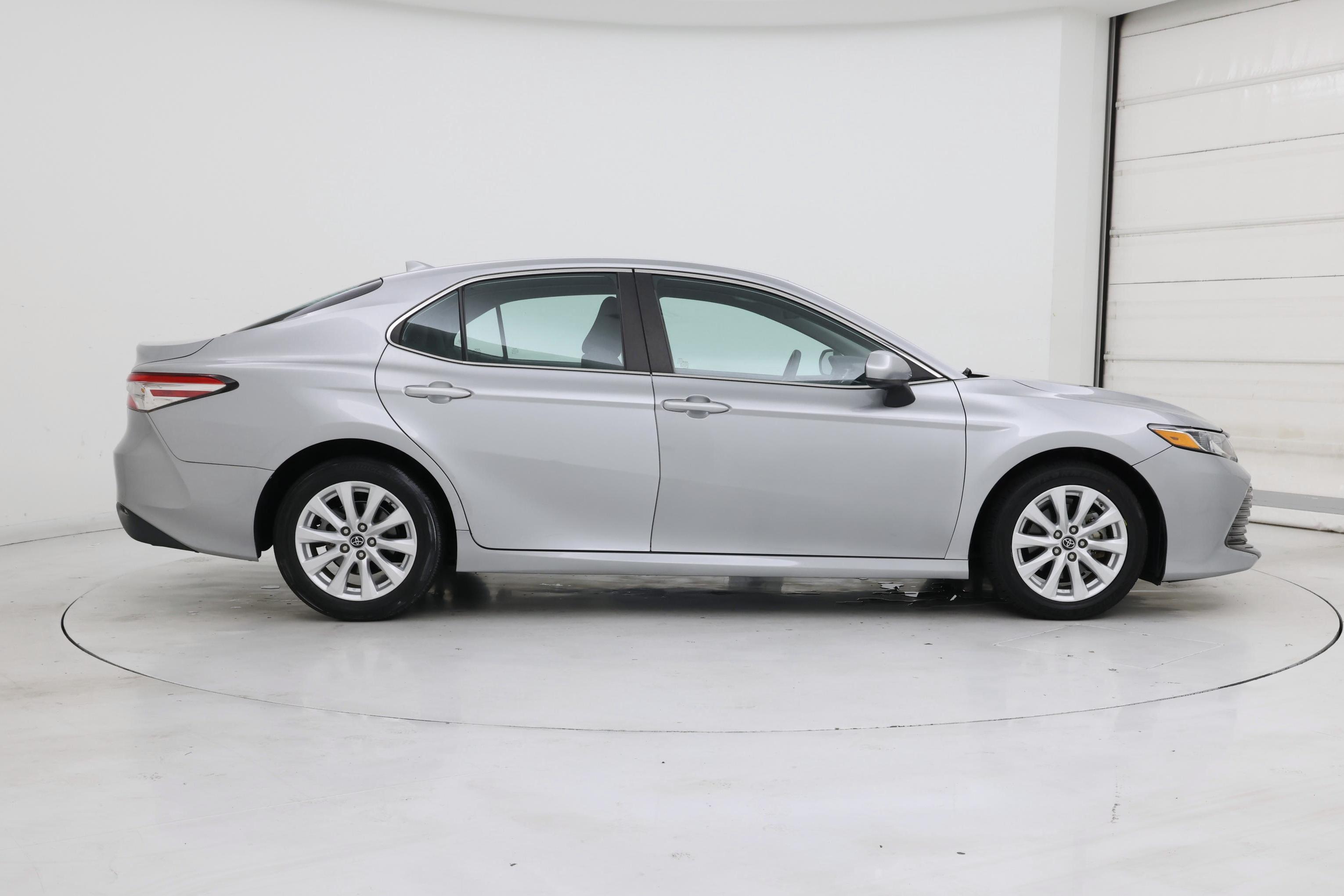 Thumbnail: 2019 Toyota Camry - 7