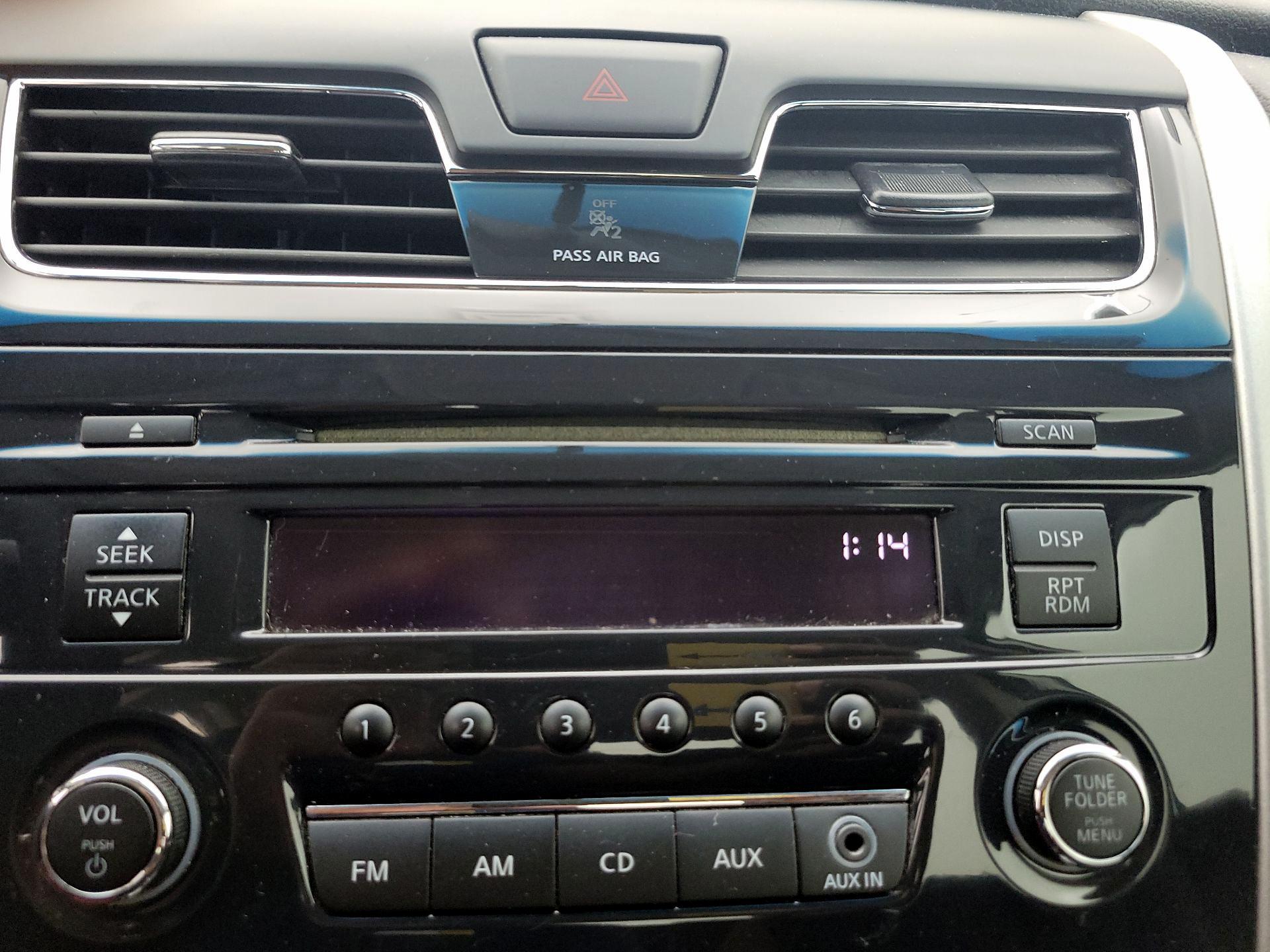 Thumbnail: 2014 Nissan Altima - 14