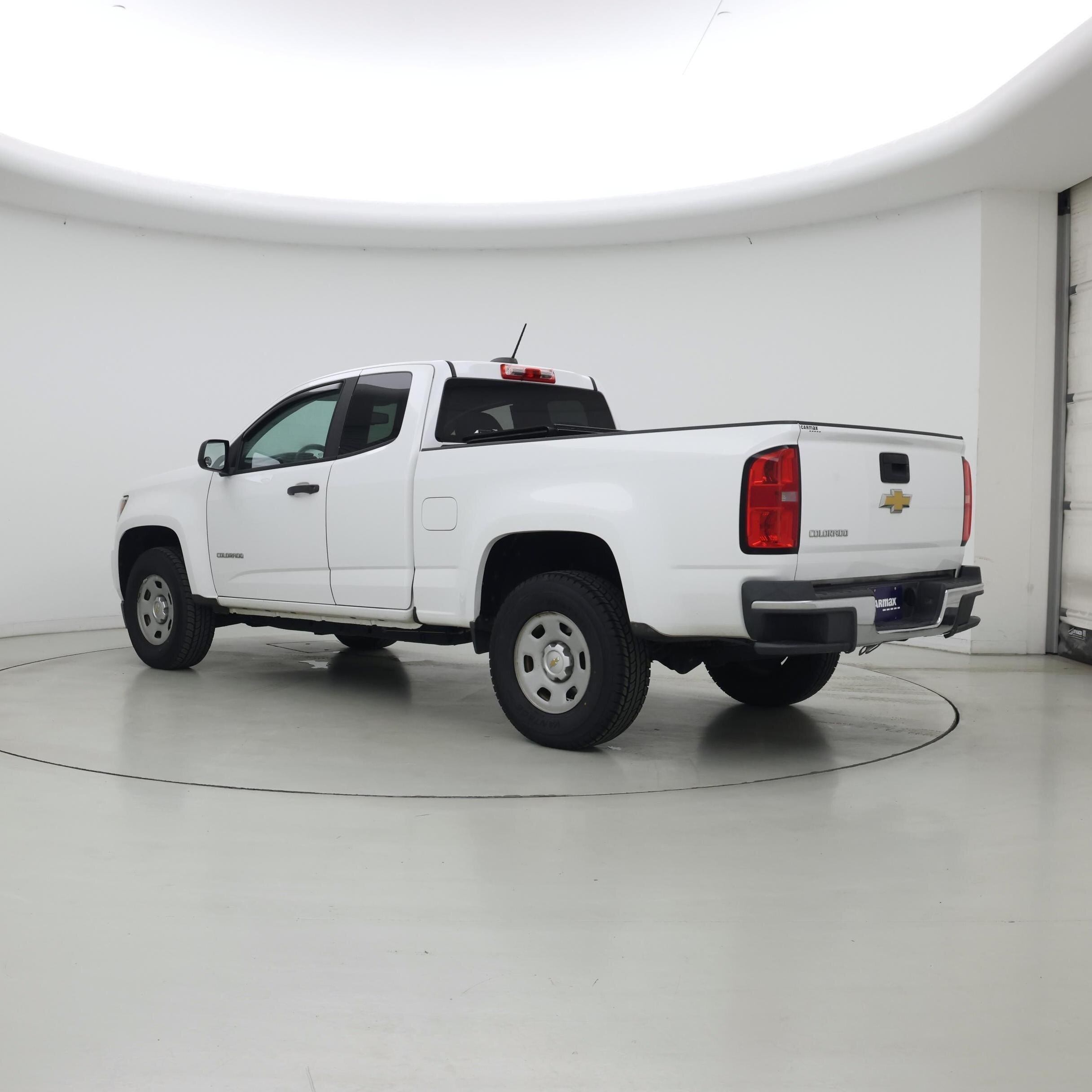 Thumbnail: 2015 Chevrolet Colorado - 2