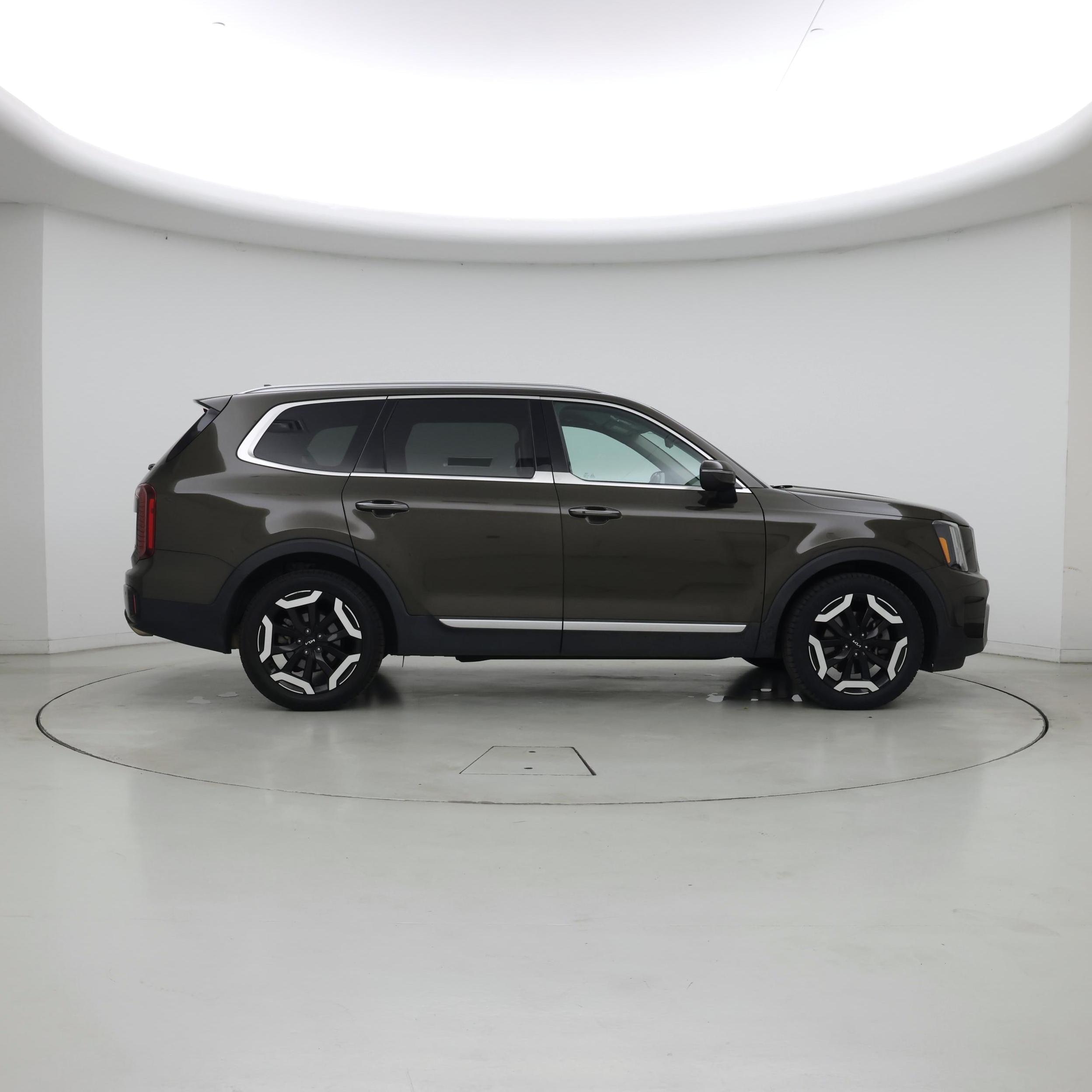 Thumbnail: 2023 Kia Telluride - 7