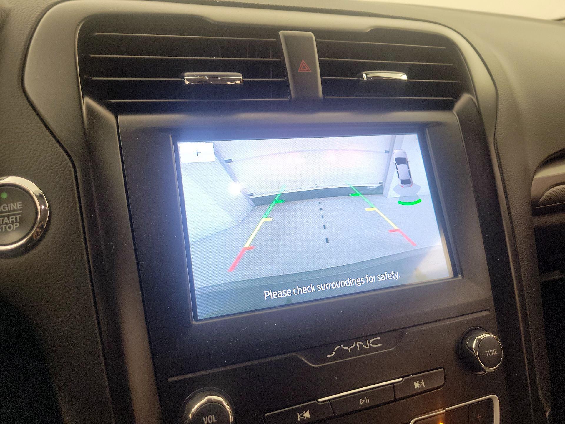 Thumbnail: 2019 Ford Fusion - 14