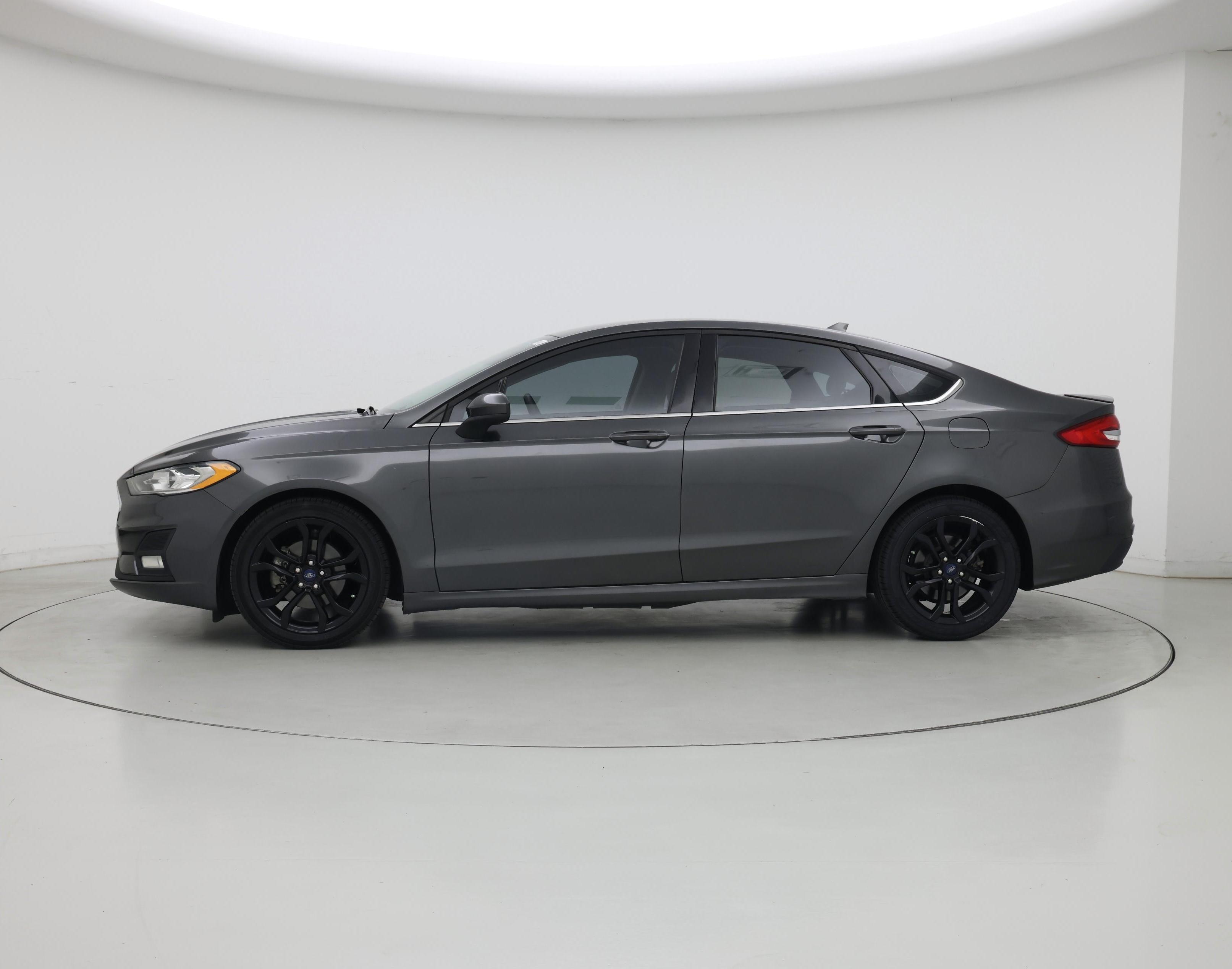 Thumbnail: 2019 Ford Fusion - 3
