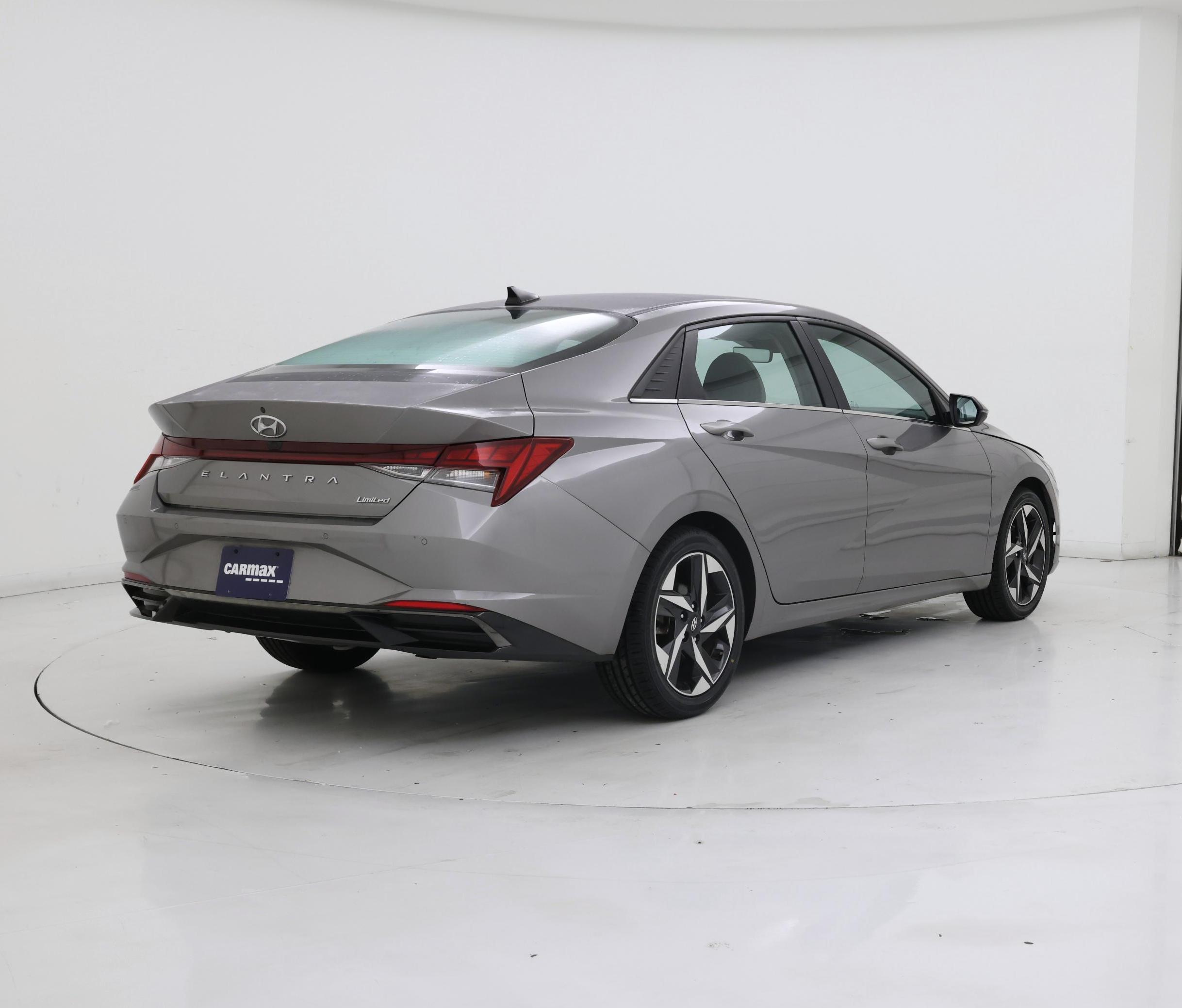 Thumbnail: 2021 Hyundai Elantra - 8