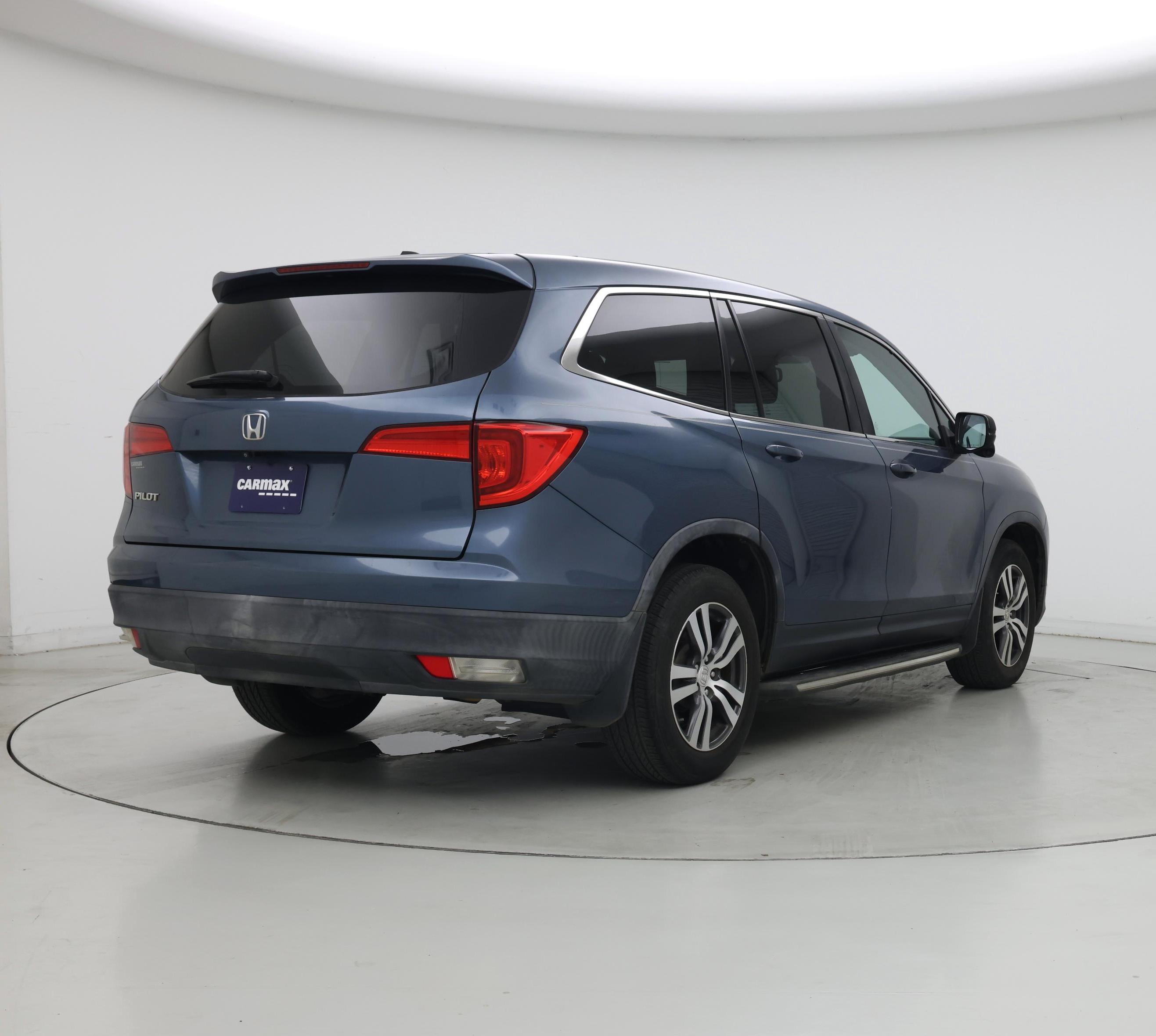 Thumbnail: 2018 Honda Pilot - 8