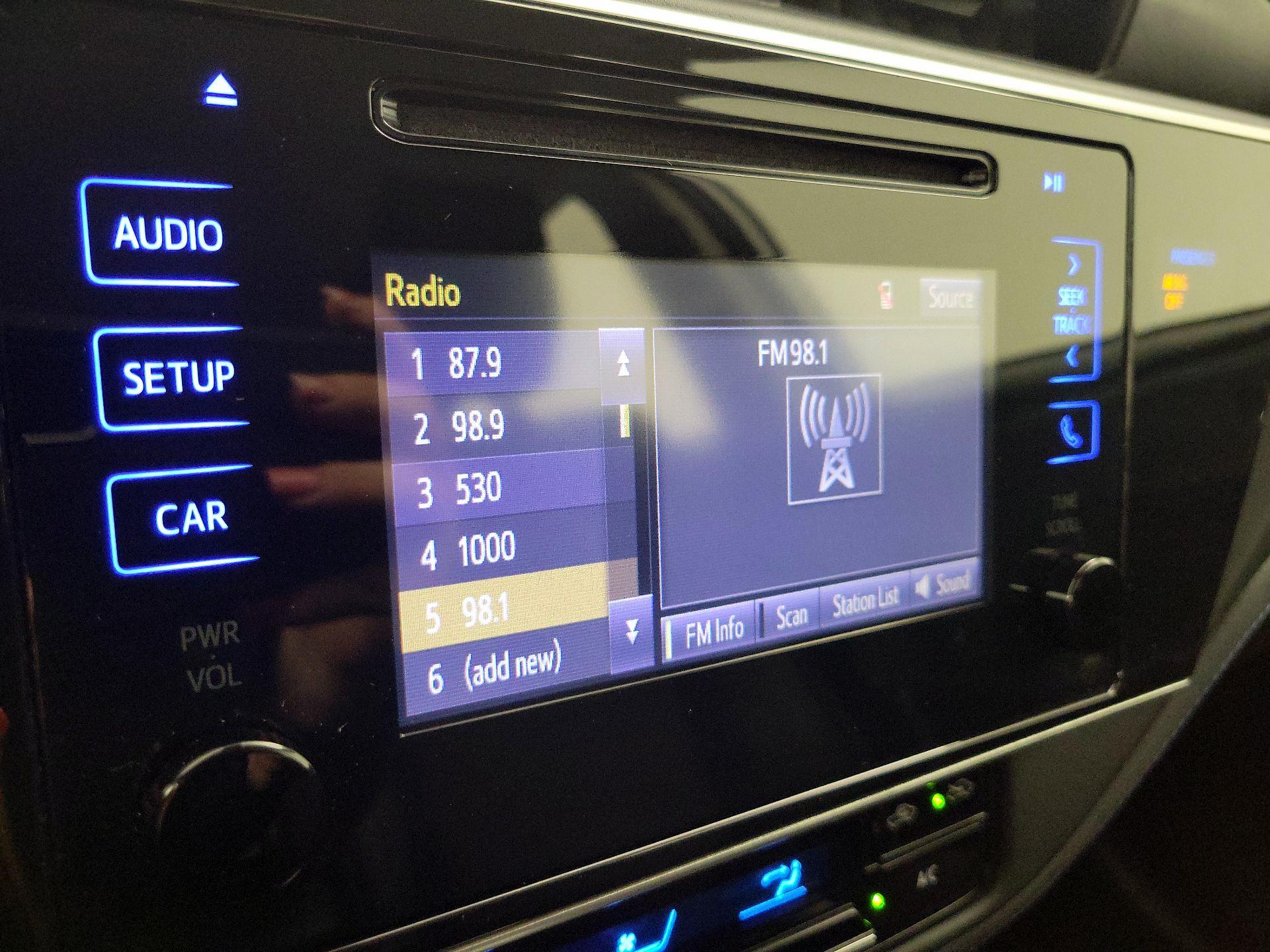 Thumbnail: 2019 Toyota Corolla - 15