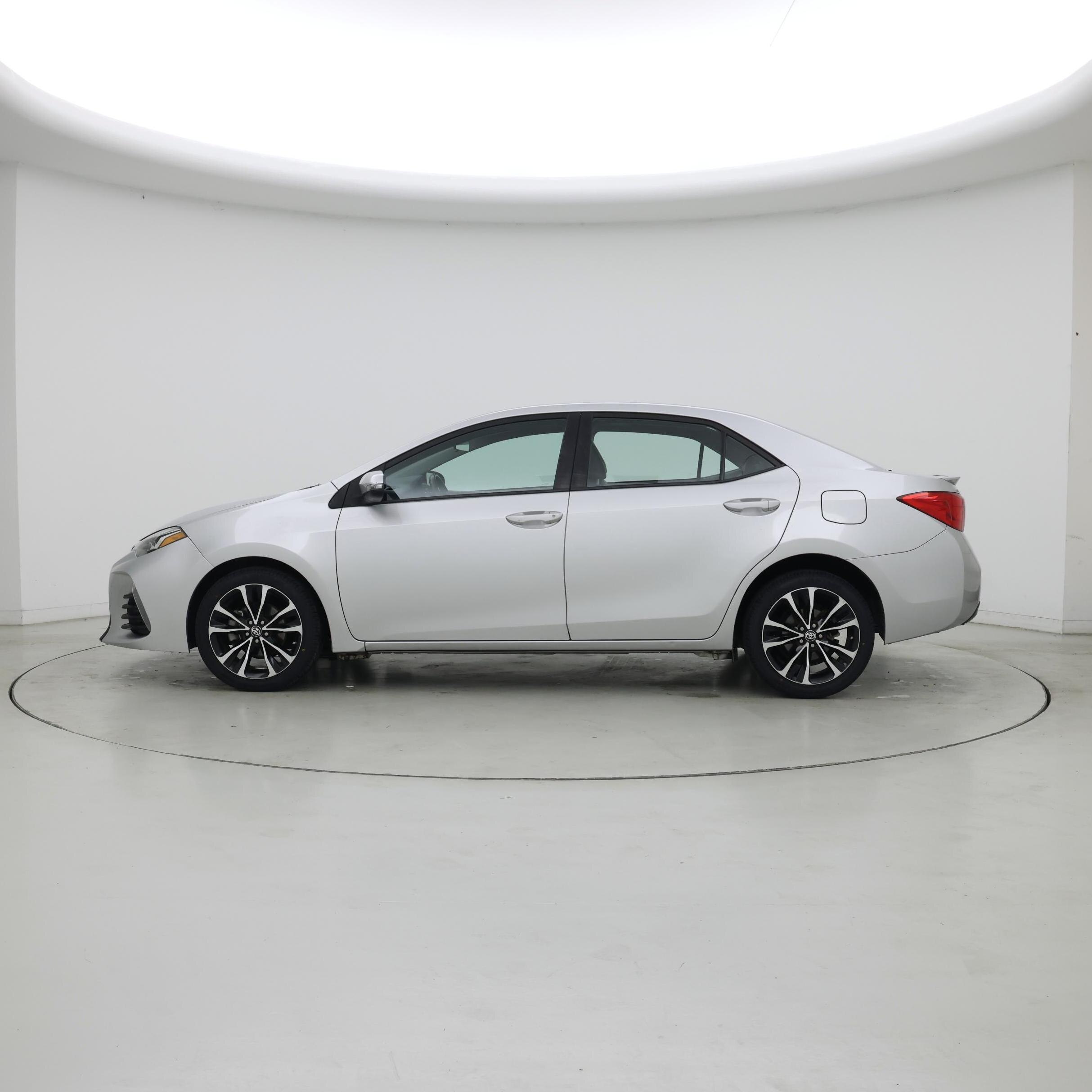 Thumbnail: 2019 Toyota Corolla - 3