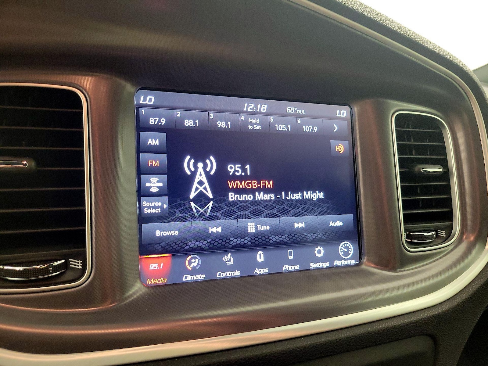 2020 Dodge Charger Scat Pack - Photo 16