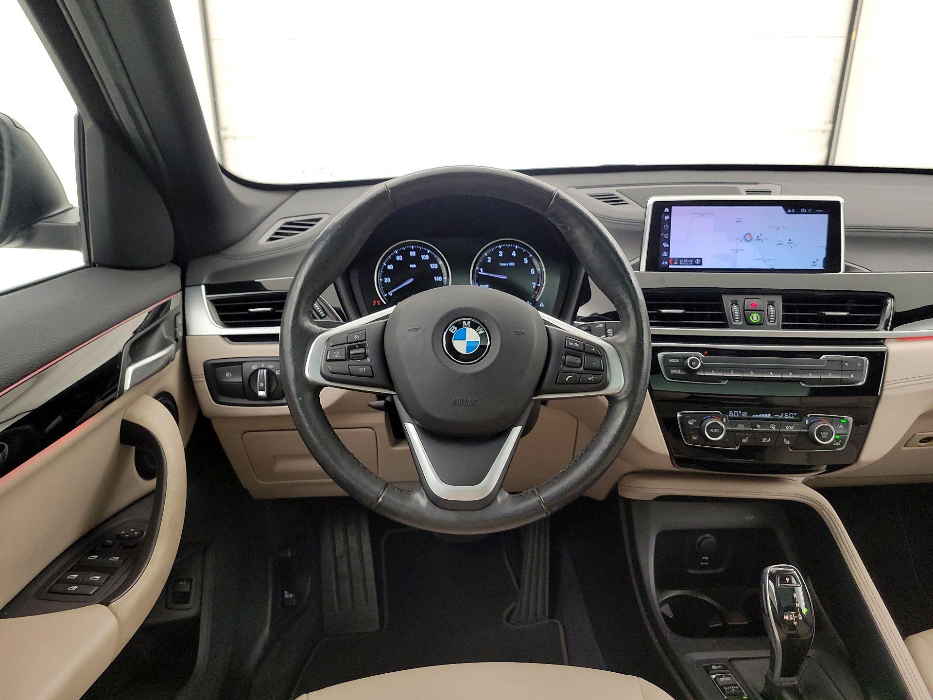 Thumbnail: 2020 BMW X1 - 10