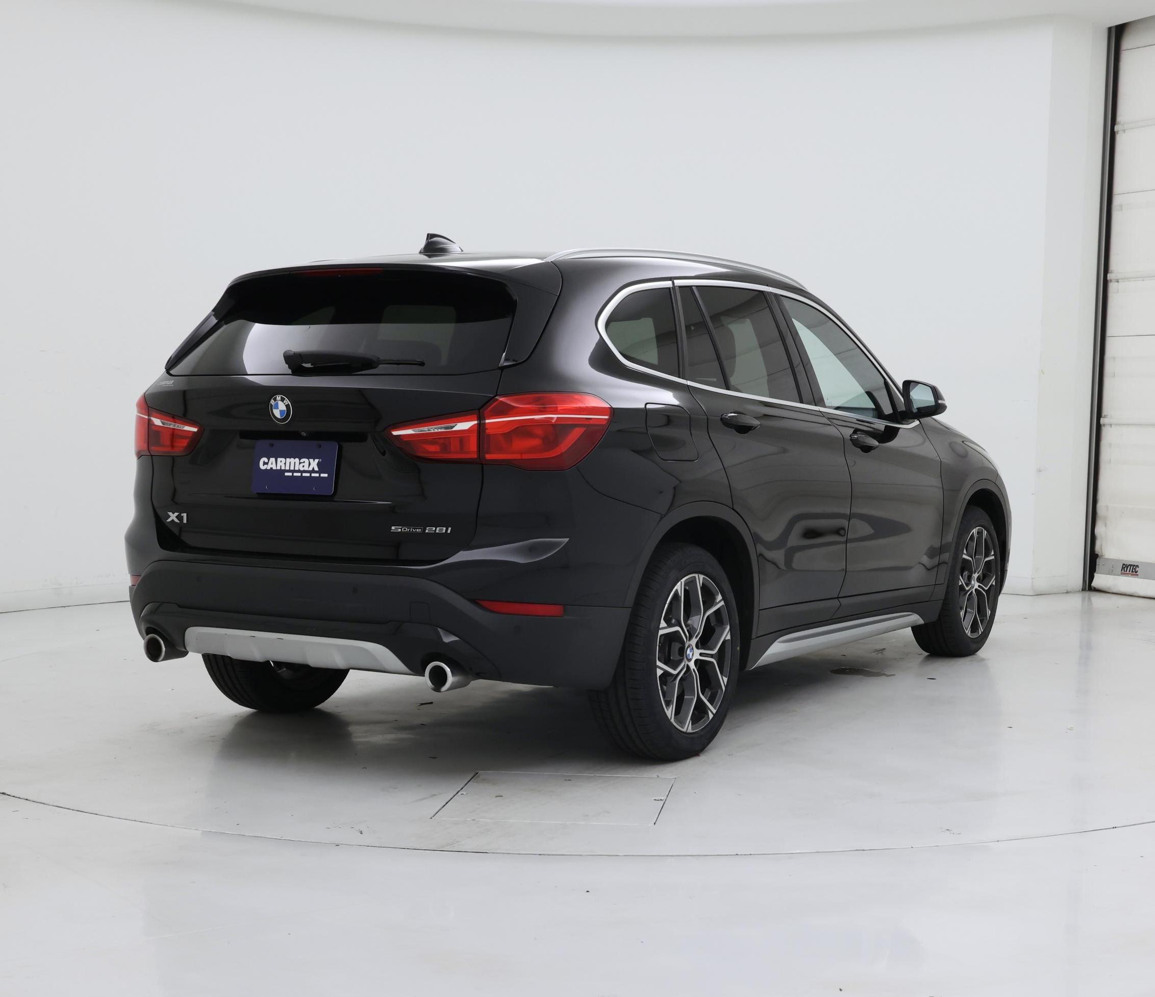 Thumbnail: 2020 BMW X1 - 8