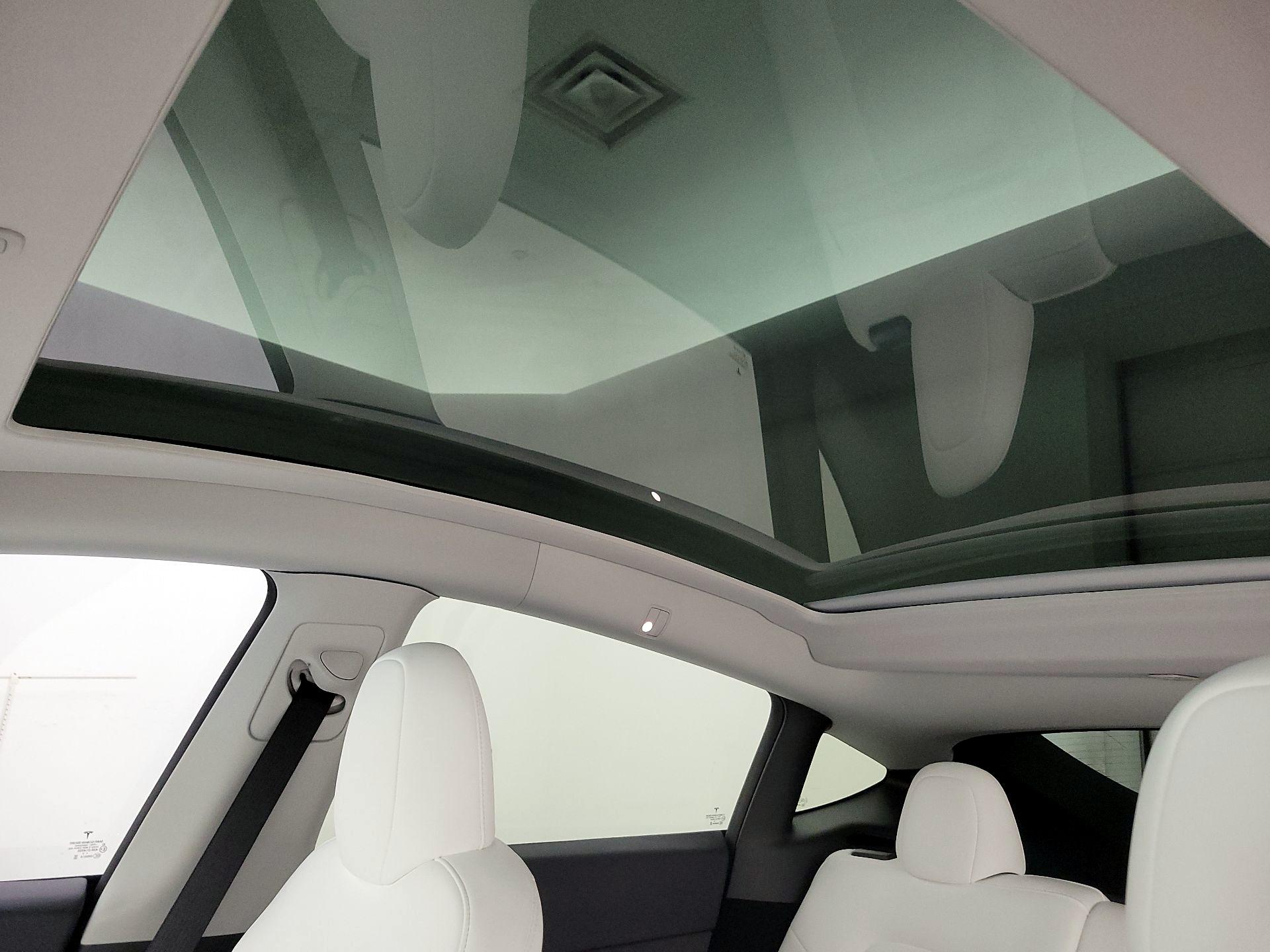 Thumbnail: 2023 Tesla Model Y - 18