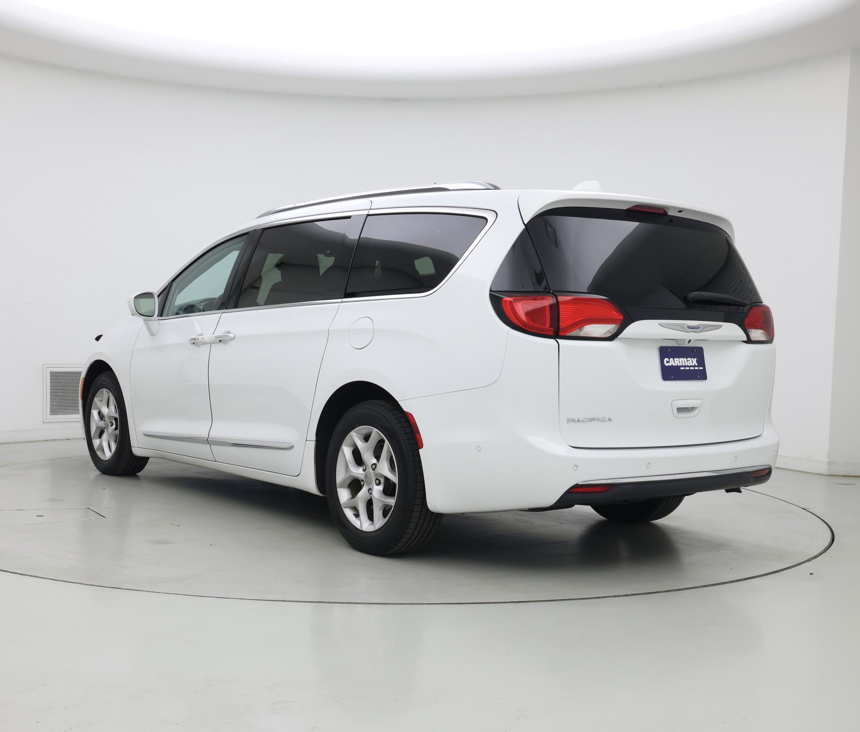 Thumbnail: 2020 Chrysler Pacifica - 2