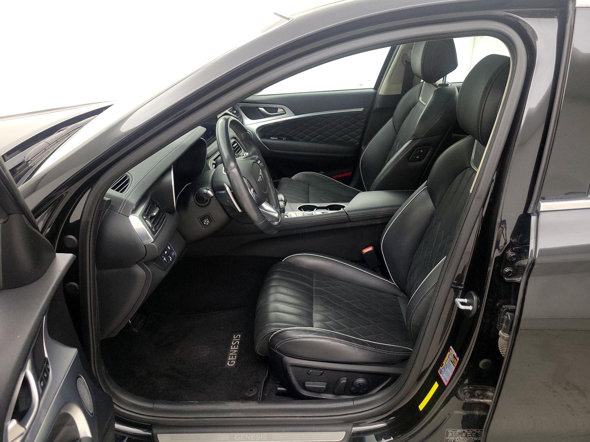 Thumbnail: 2019 Genesis G70 - 11