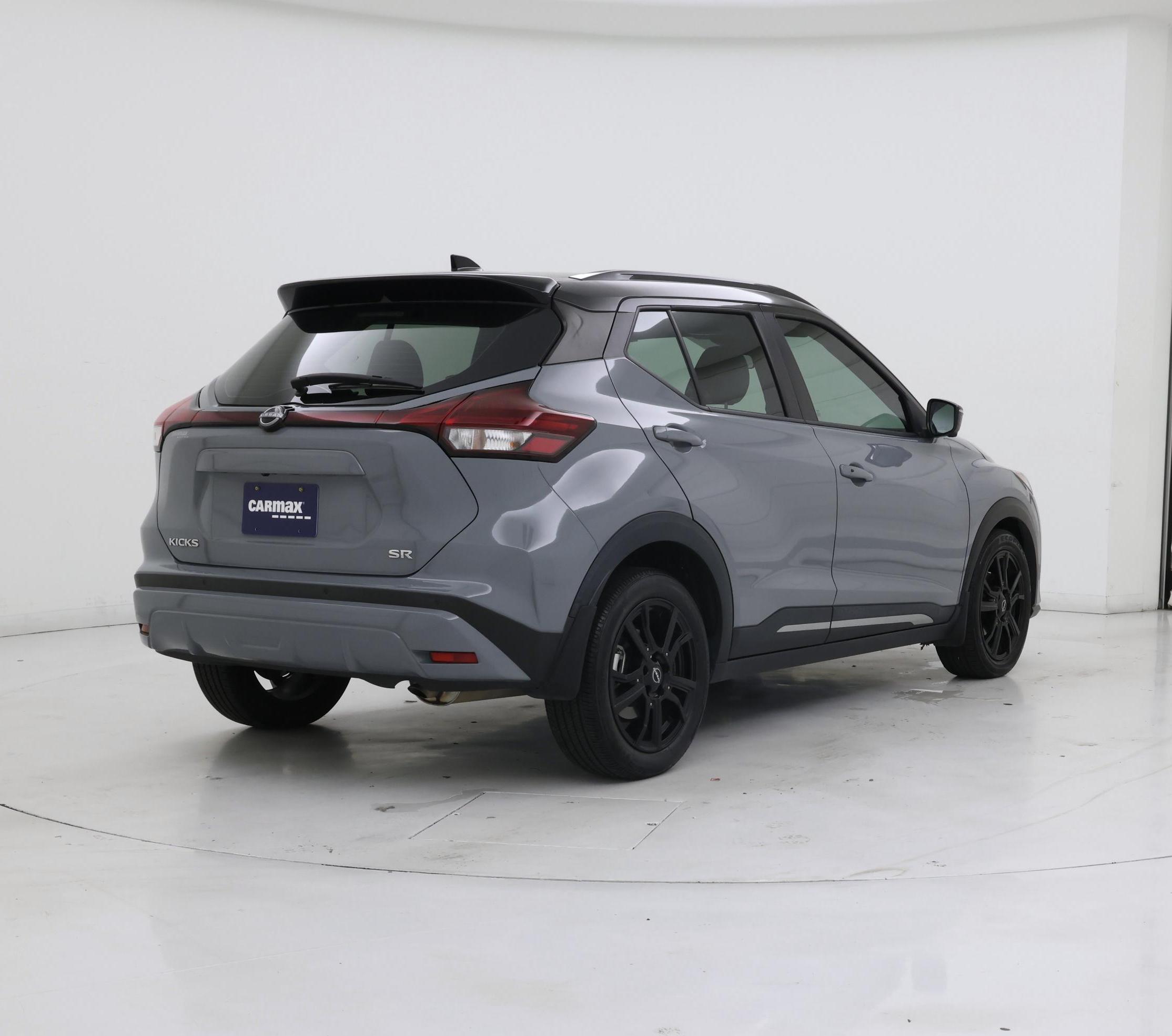 Thumbnail: 2023 Nissan Kicks - 8