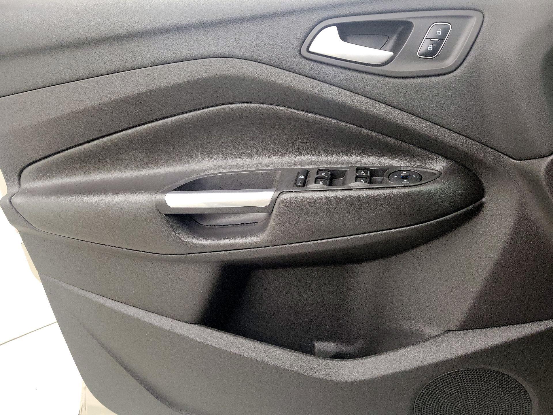 Thumbnail: 2017 Ford Escape - 12