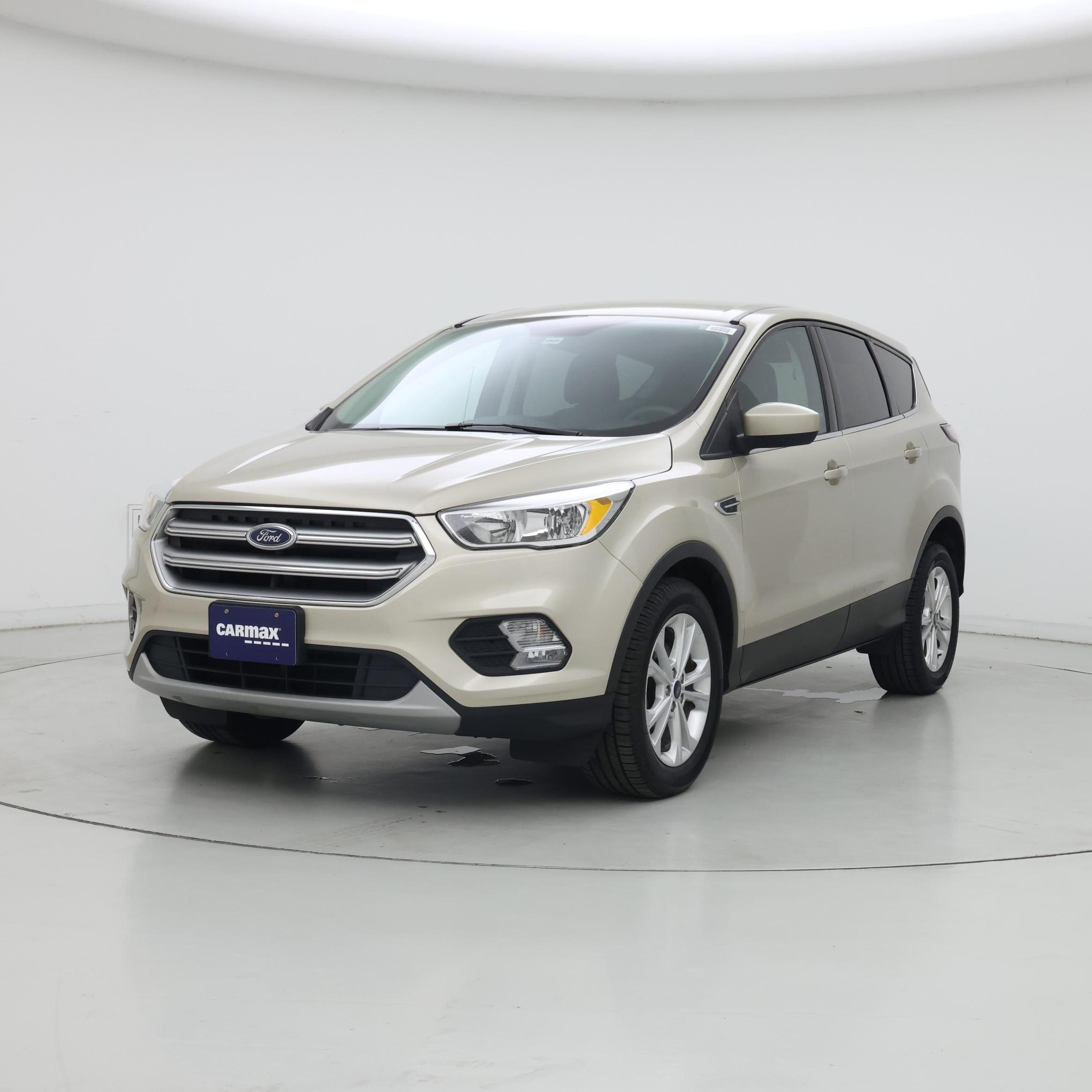 Thumbnail: 2017 Ford Escape - 4