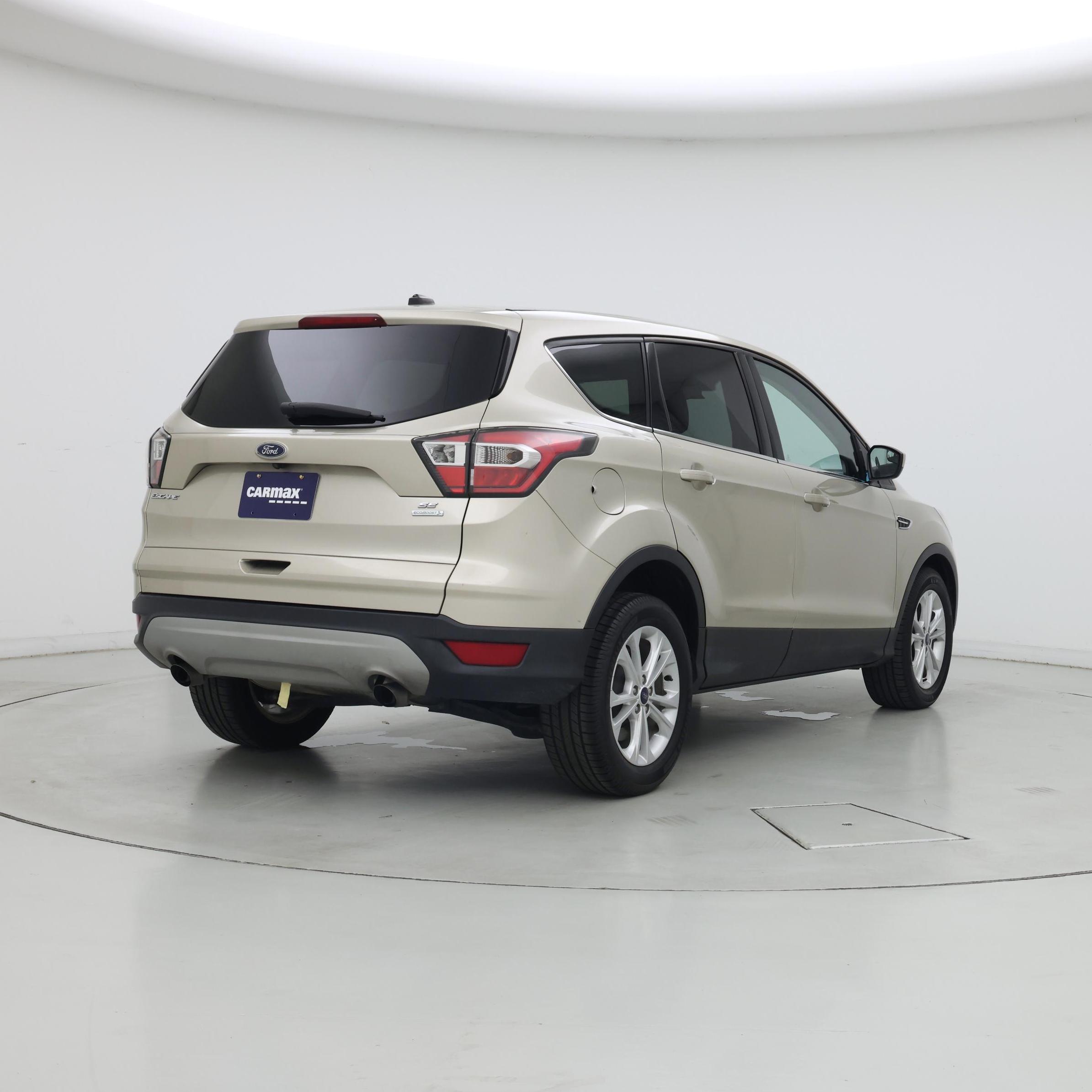 Thumbnail: 2017 Ford Escape - 8