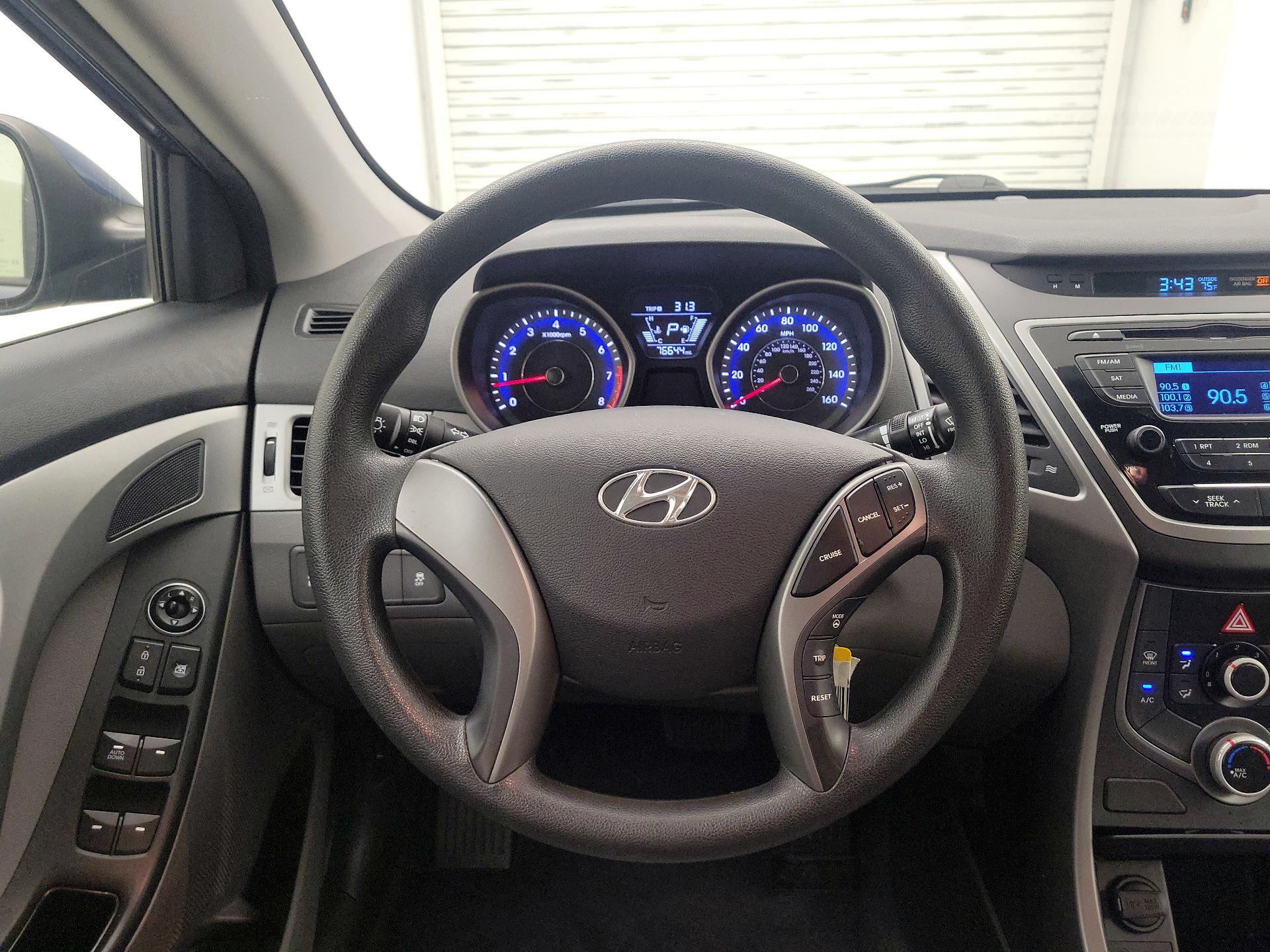 Thumbnail: 2014 Hyundai Elantra - 10