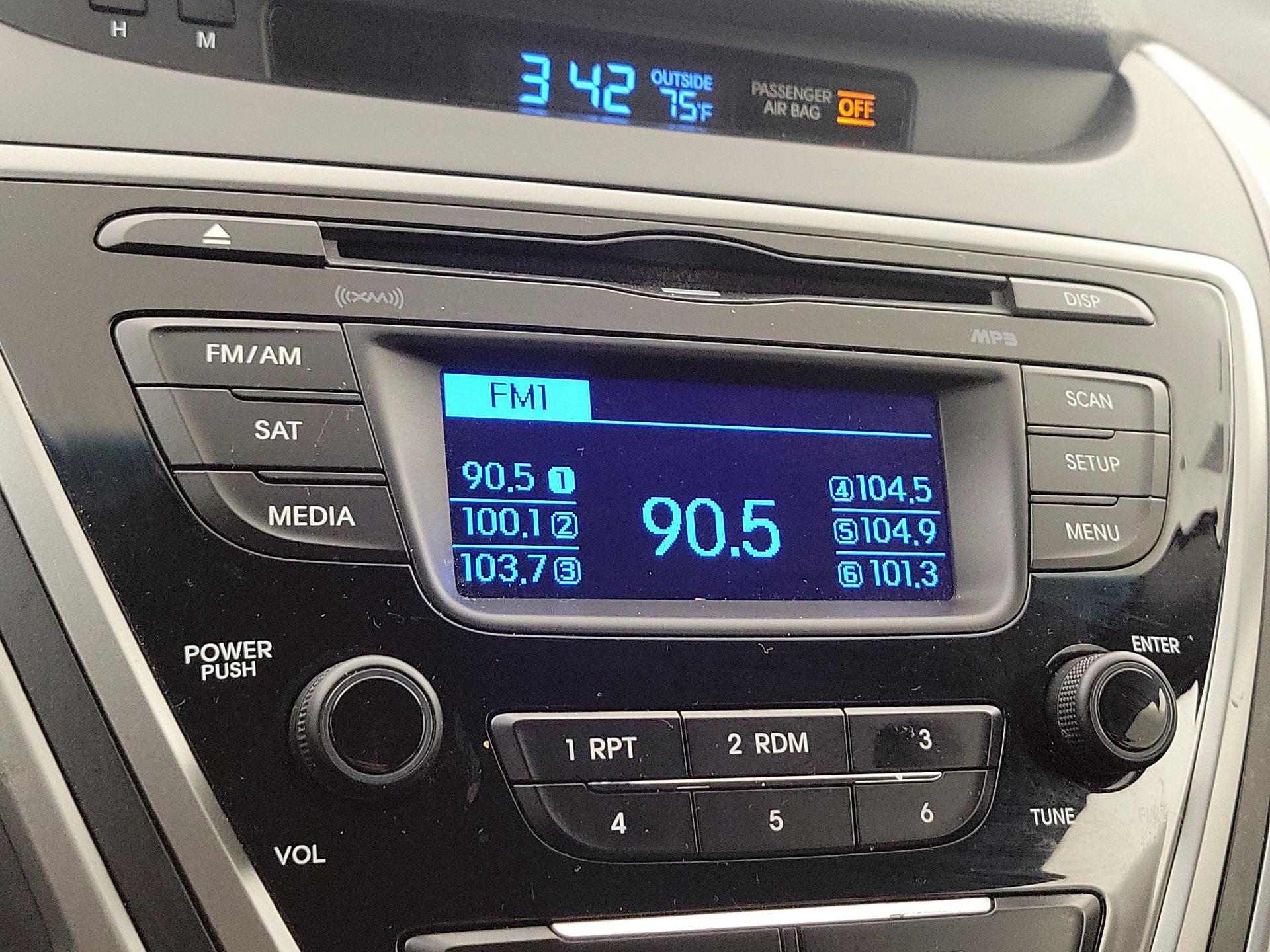 Thumbnail: 2014 Hyundai Elantra - 14