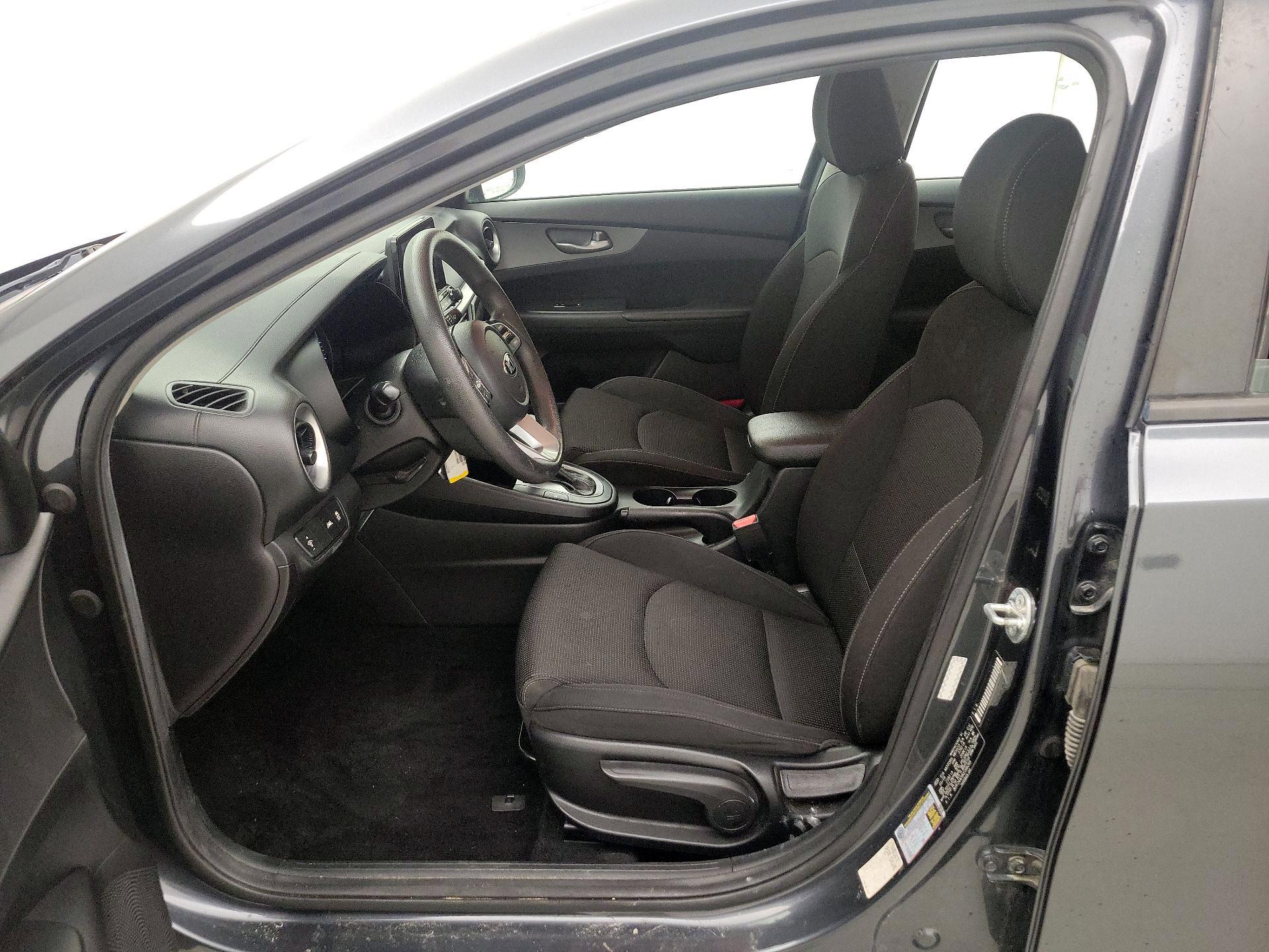 Thumbnail: 2019 Kia Forte - 11