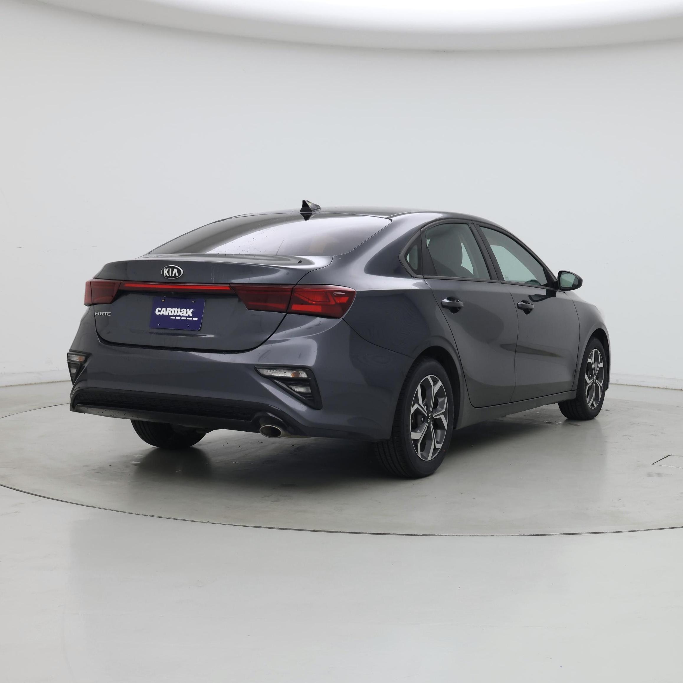 Thumbnail: 2019 Kia Forte - 8