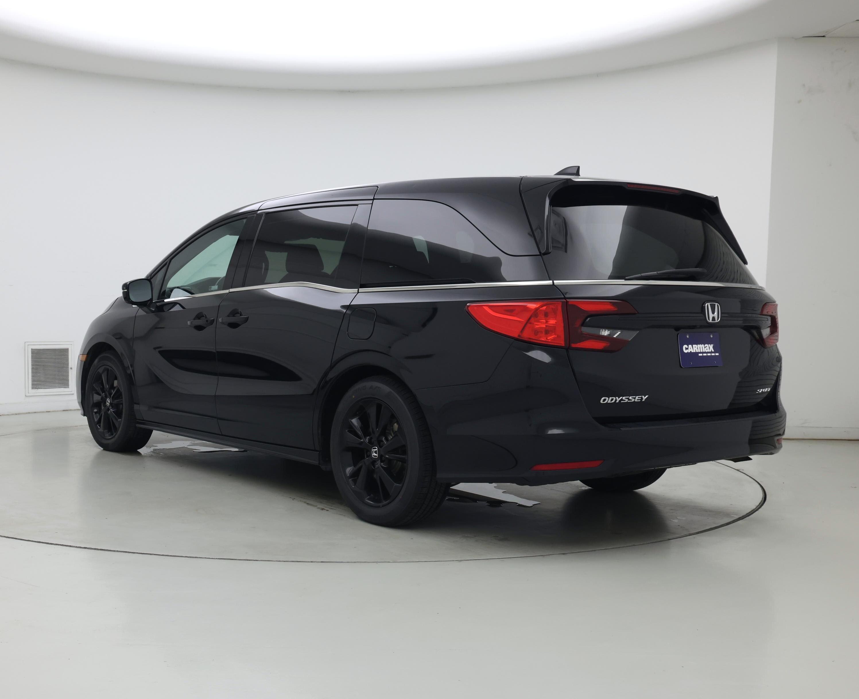Thumbnail: 2023 Honda Odyssey - 2