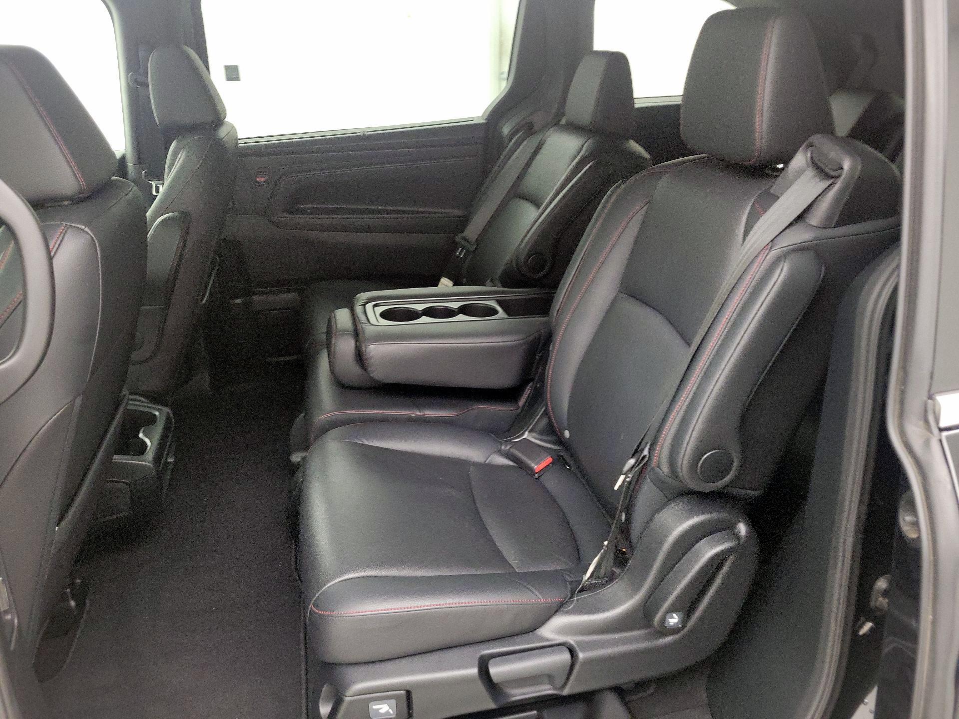 Thumbnail: 2023 Honda Odyssey - 20