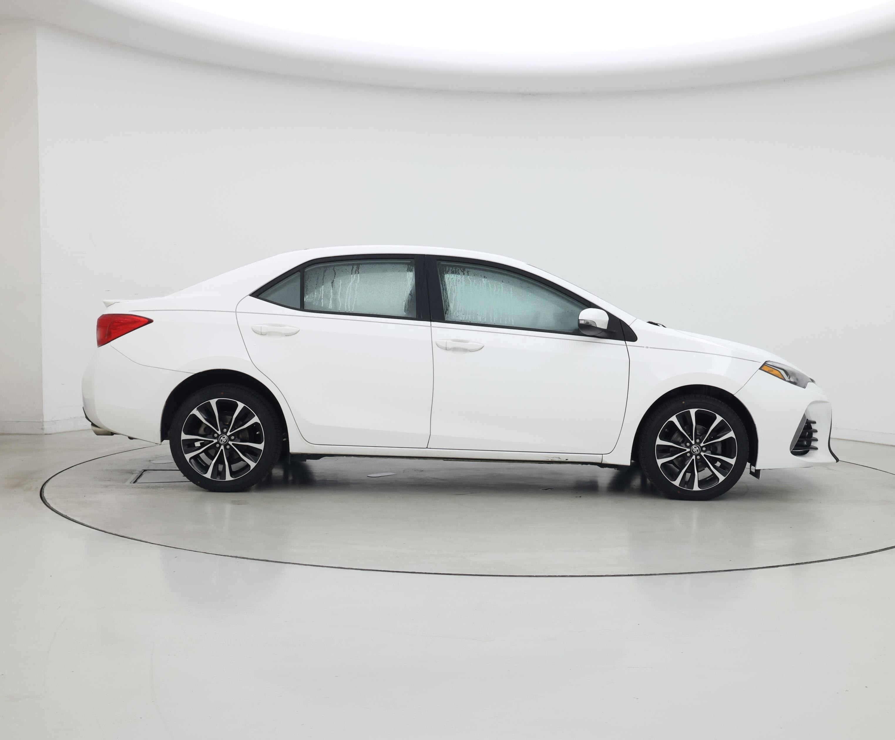 Thumbnail: 2017 Toyota Corolla - 7