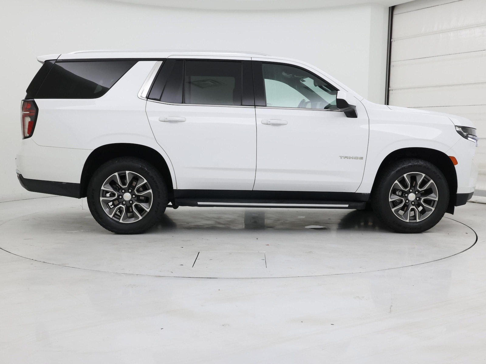 2021 Chevrolet Tahoe LT - Photo 8
