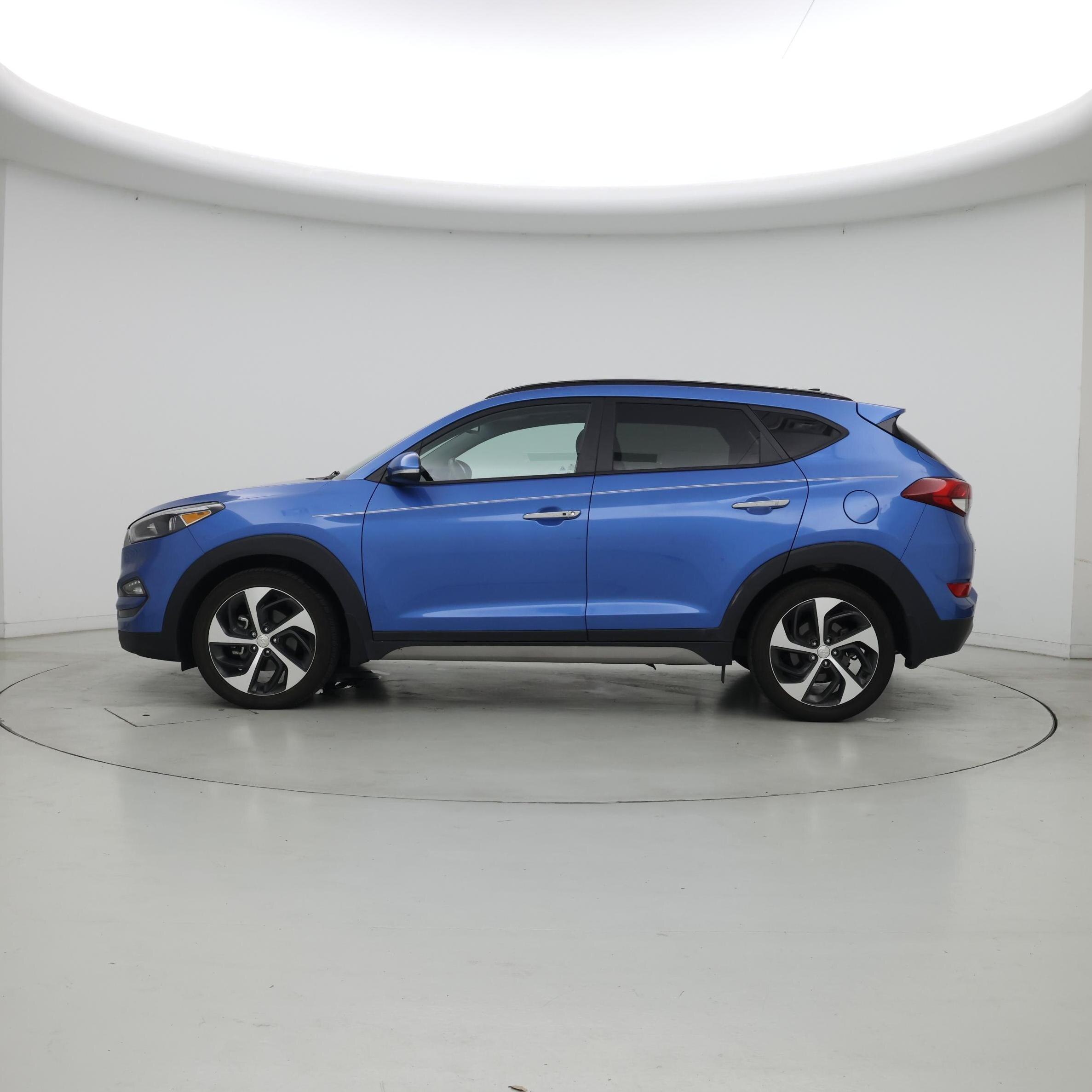 Thumbnail: 2018 Hyundai Tucson - 3