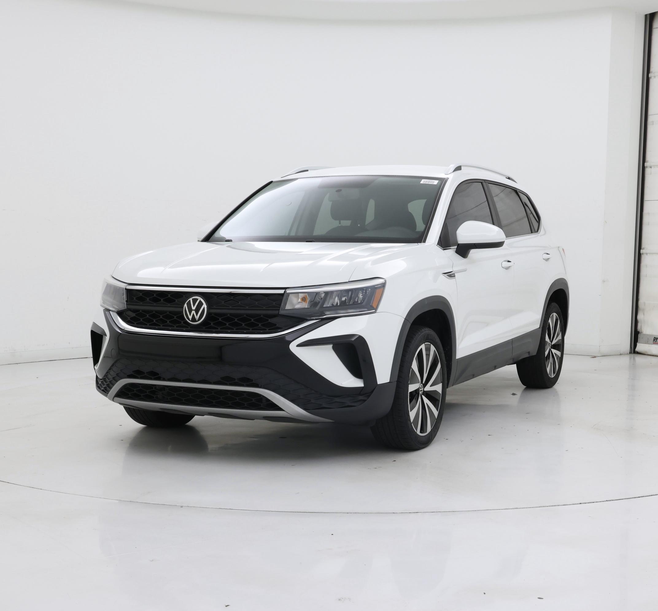 Thumbnail: 2022 Volkswagen Taos - 4