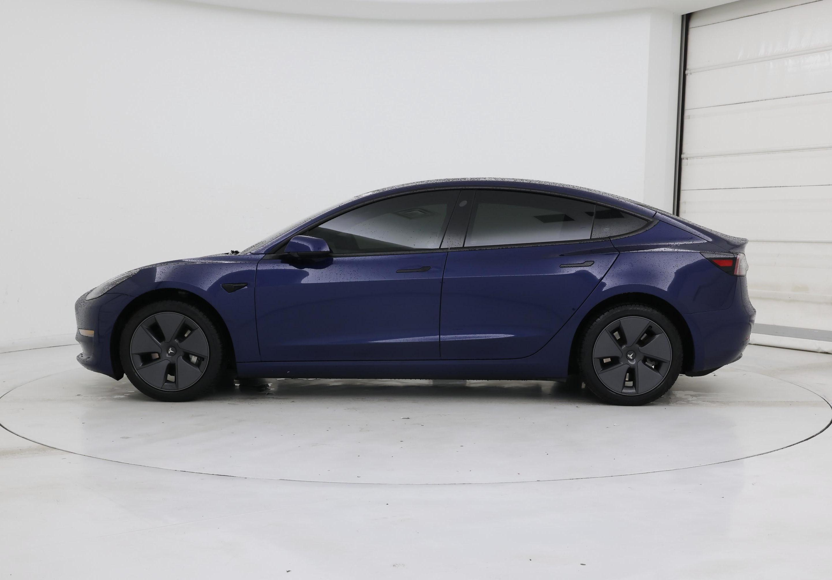 Thumbnail: 2023 Tesla Model 3 - 3
