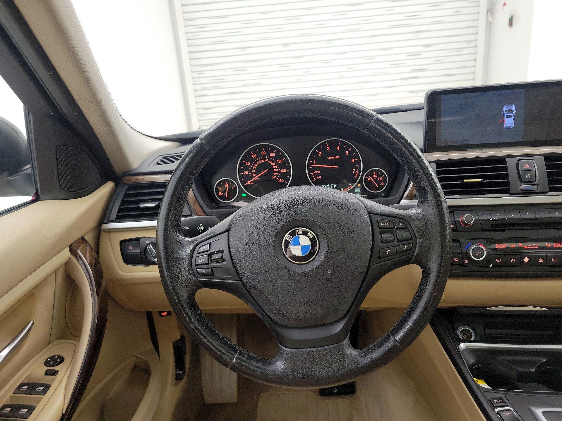 Thumbnail: 2014 BMW 3 Series - 10