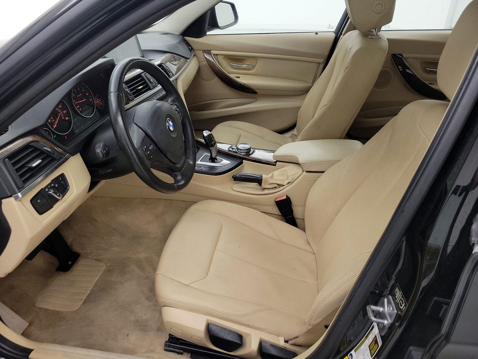 Thumbnail: 2014 BMW 3 Series - 11