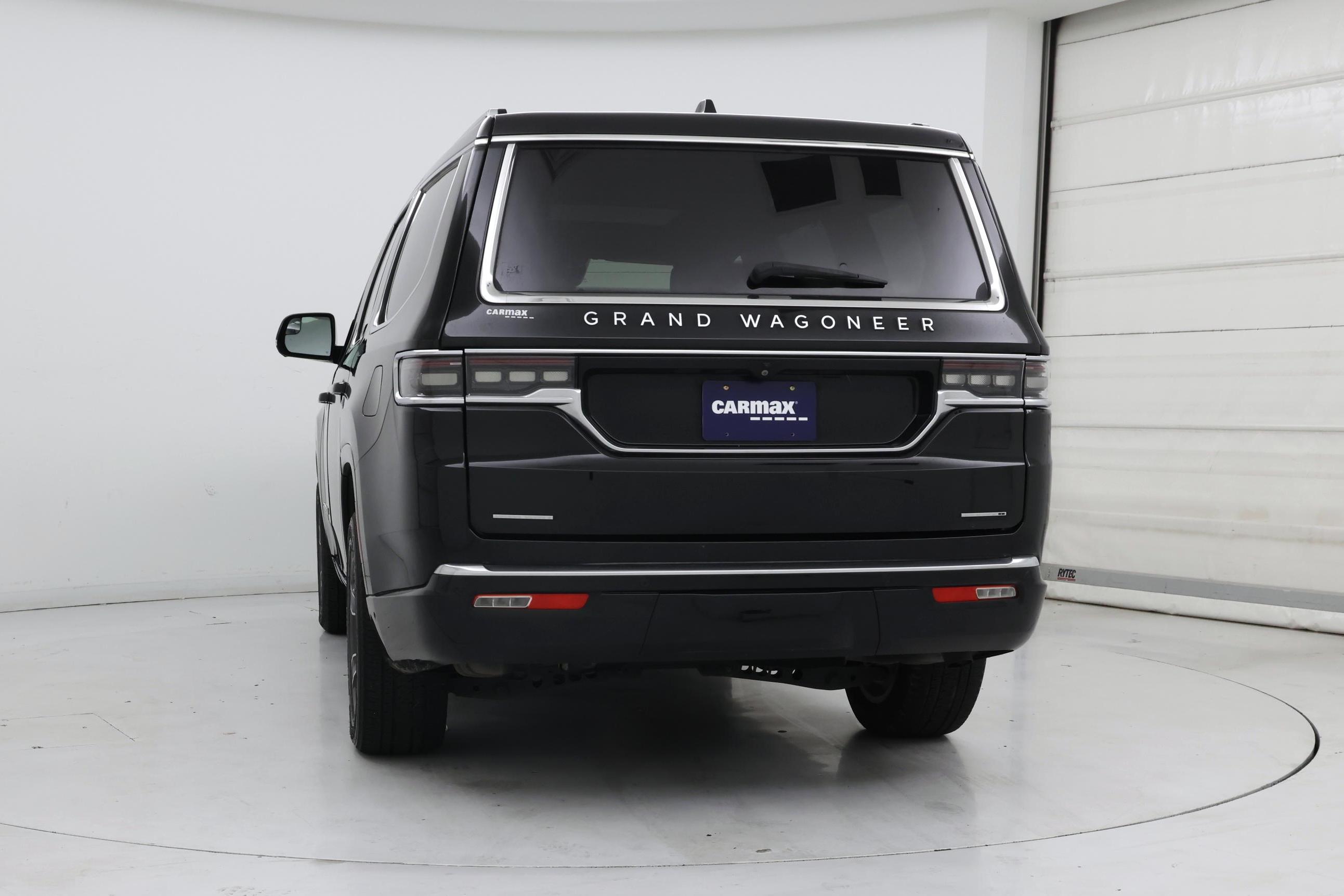 Thumbnail: 2022 Jeep Grand Wagoneer - 6
