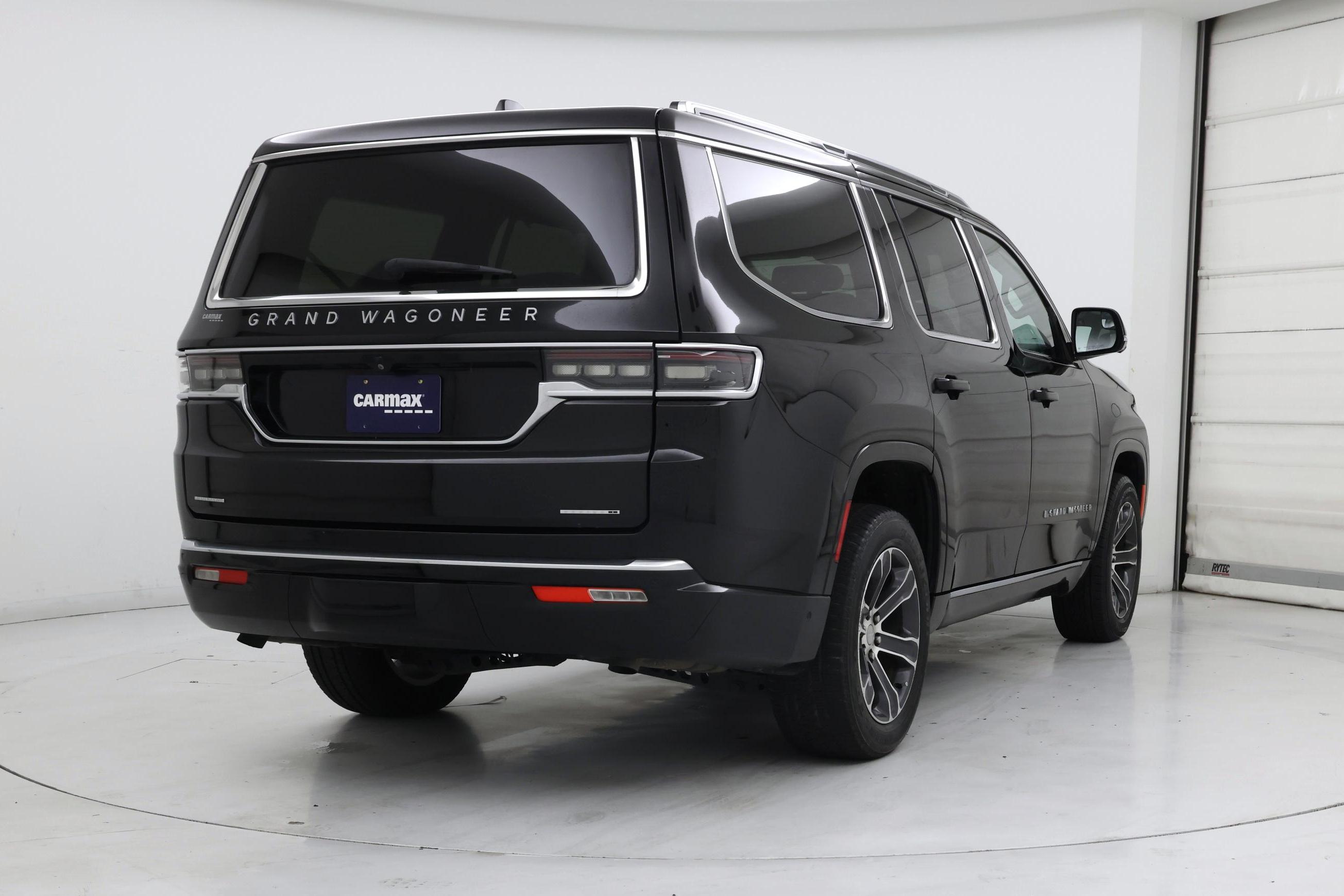 Thumbnail: 2022 Jeep Grand Wagoneer - 8