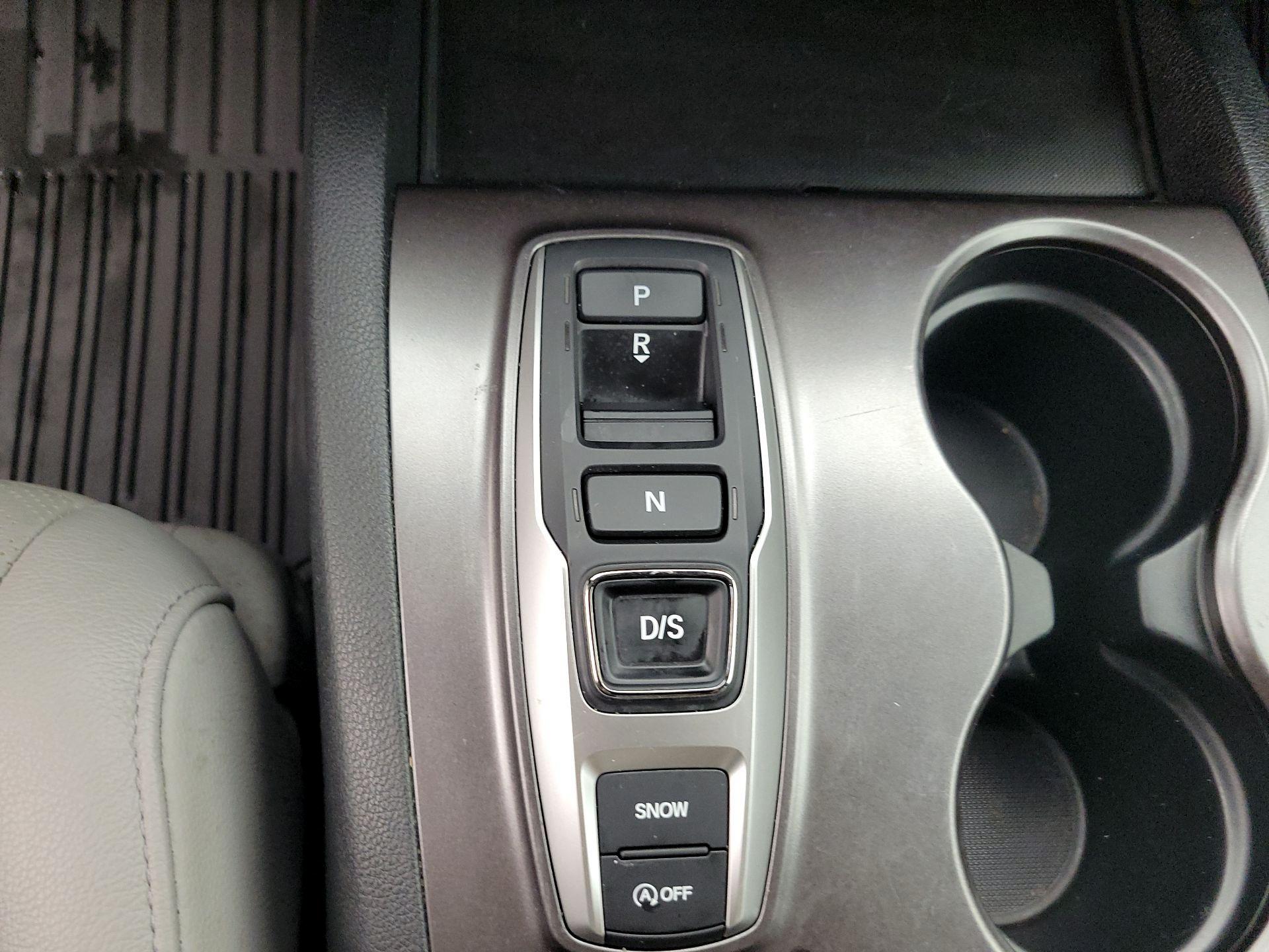 Thumbnail: 2021 Honda Passport - 17