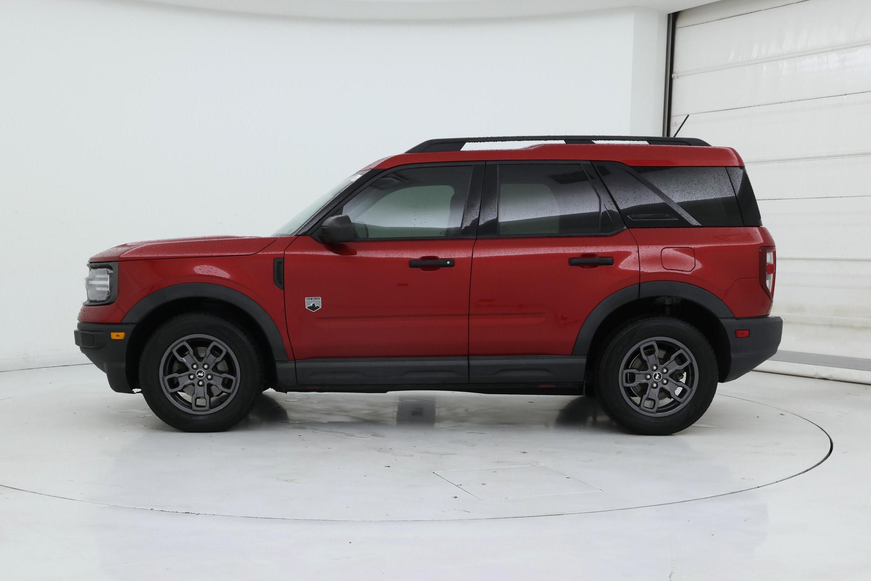 Thumbnail: 2021 Ford Bronco Sport - 3