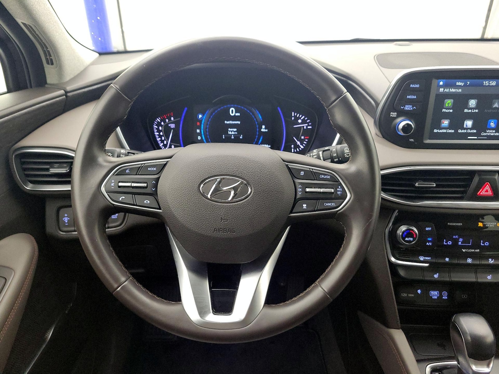 2020 Hyundai Santa Fe SEL - Photo 11