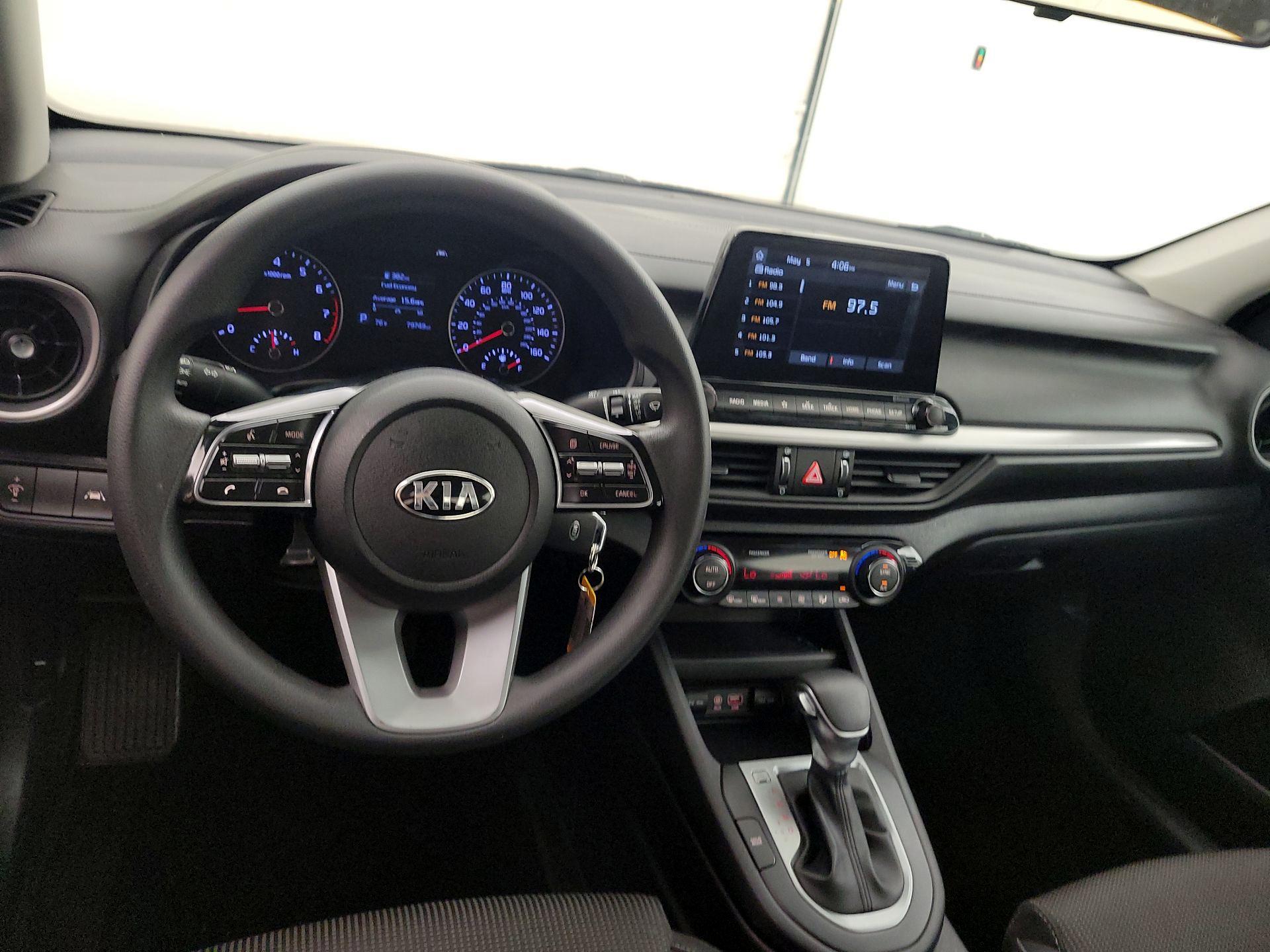 Thumbnail: 2019 Kia Forte - 9