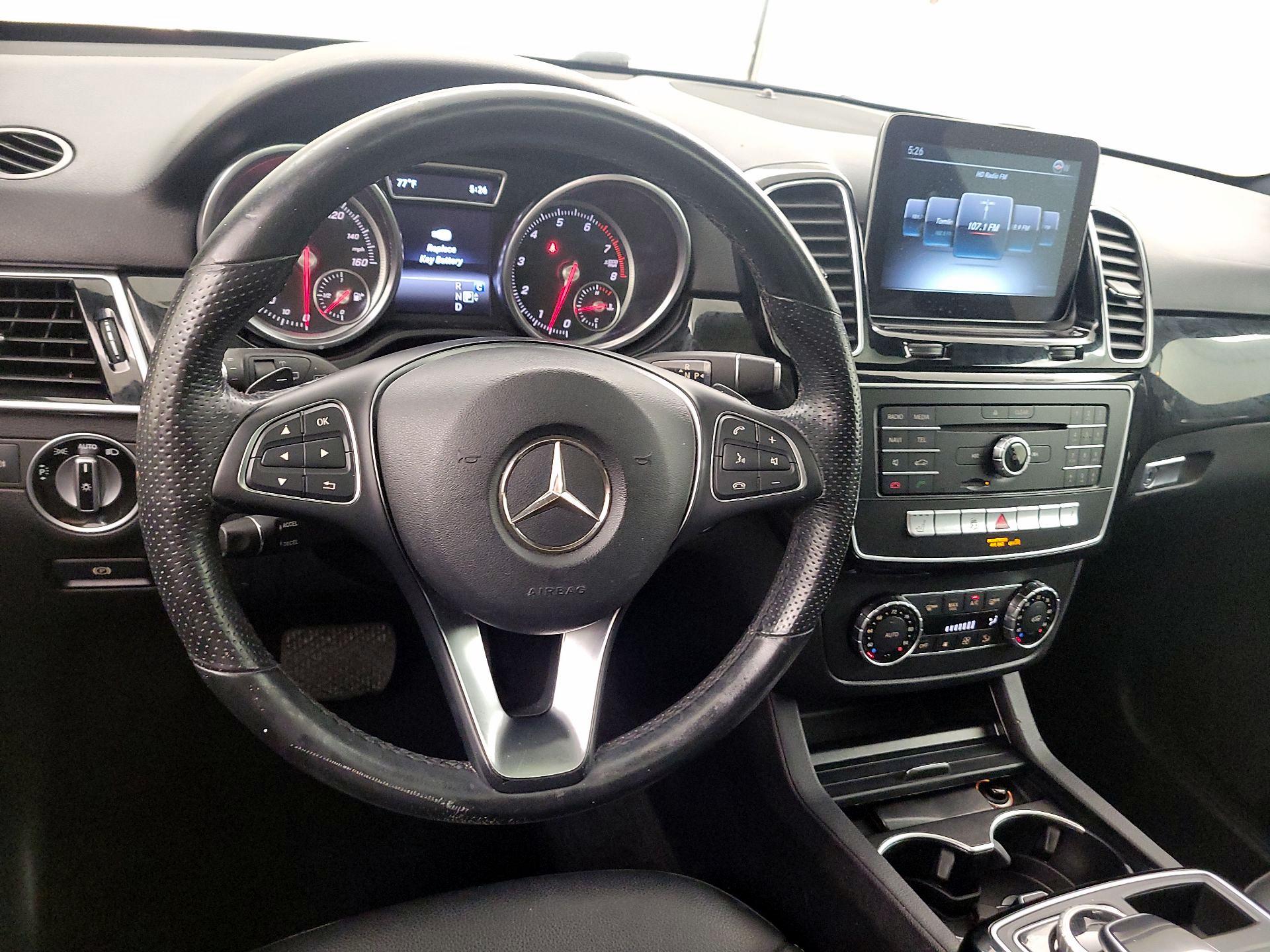 Thumbnail: 2017 Mercedes-Benz GLE - 10